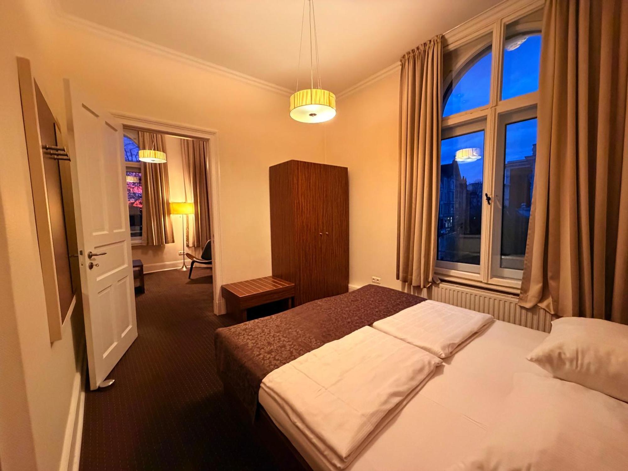 Junior Suite,1769538780:JPEG