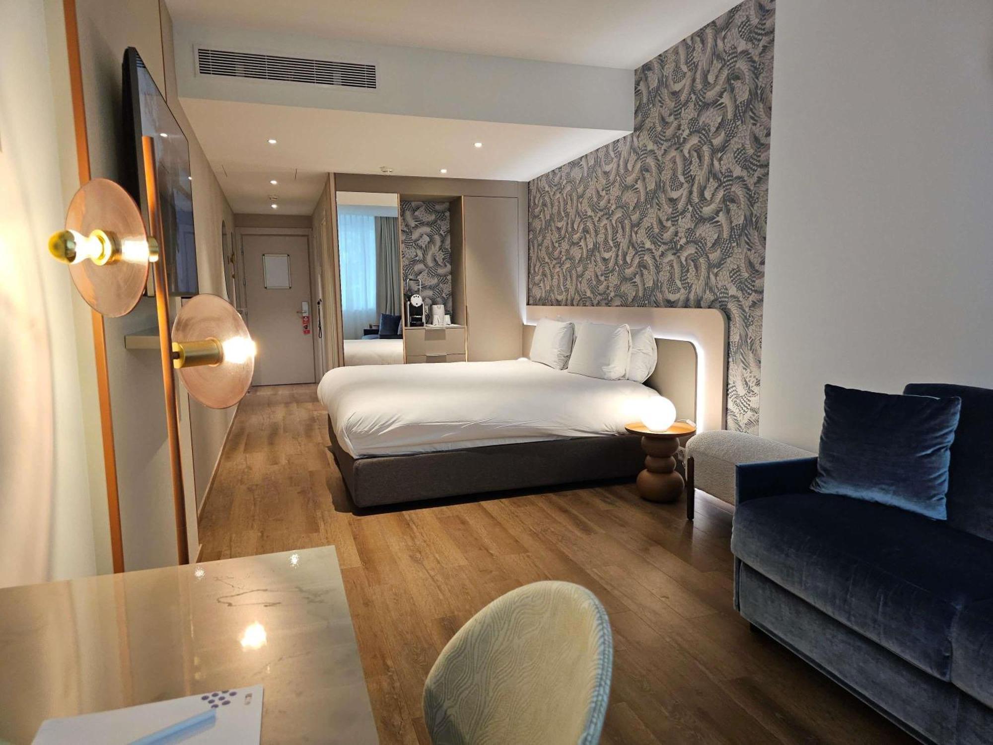 Standard Room One Double Bed One Sofa Bed,1770906511:JPEG
