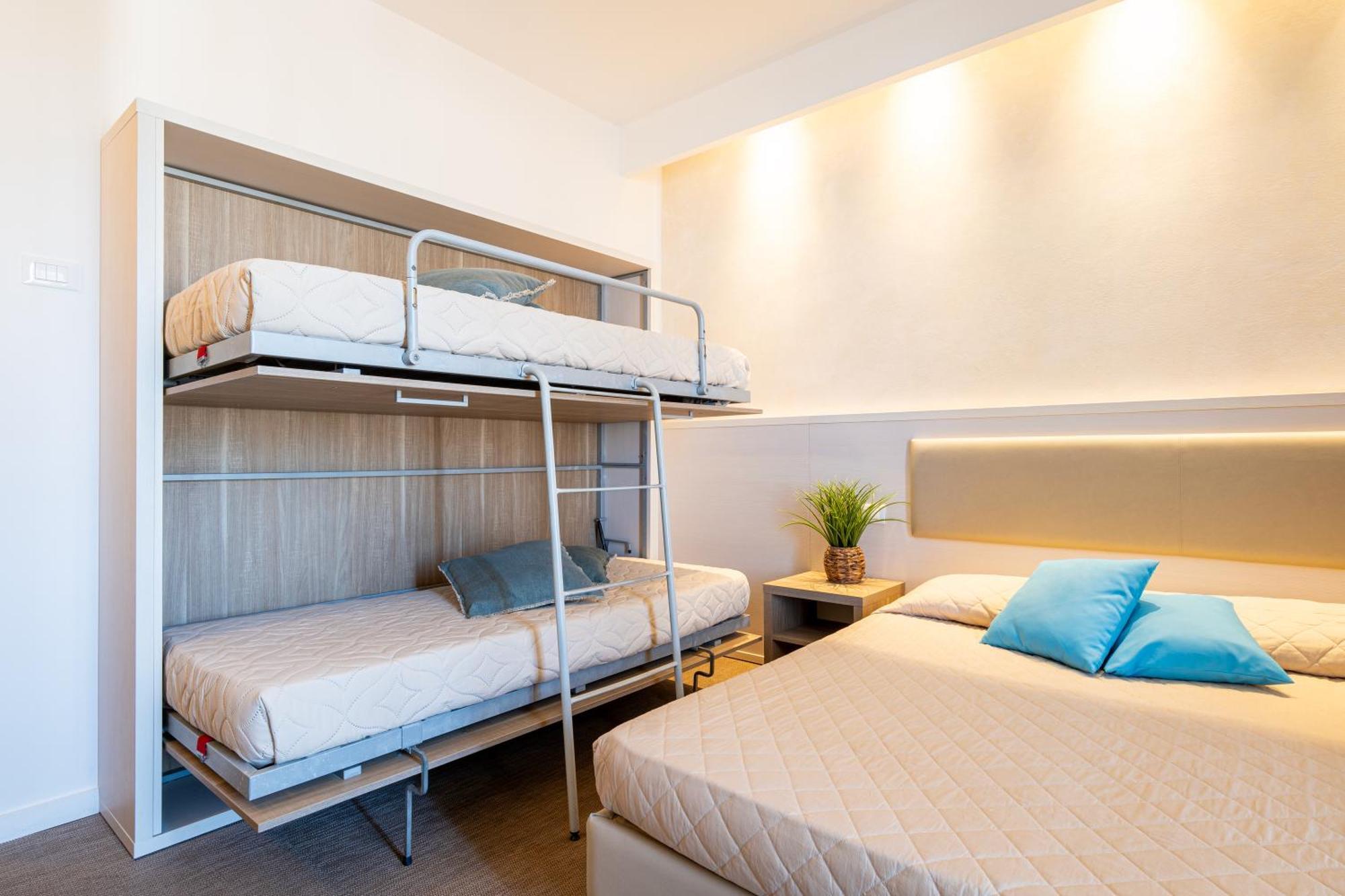 Standard Quadruple Room,1769552840:JPEG