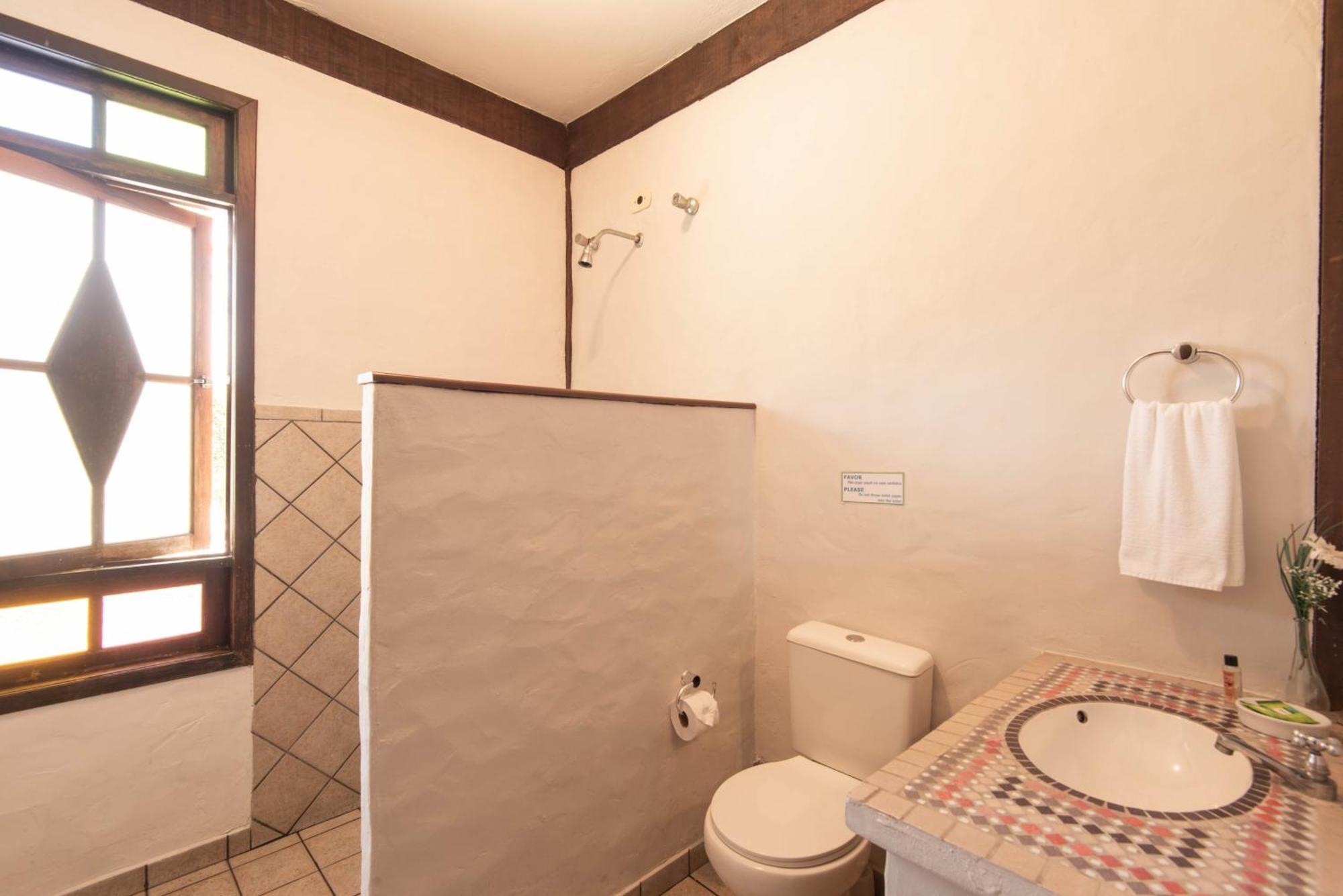 Deluxe Double Room Bath