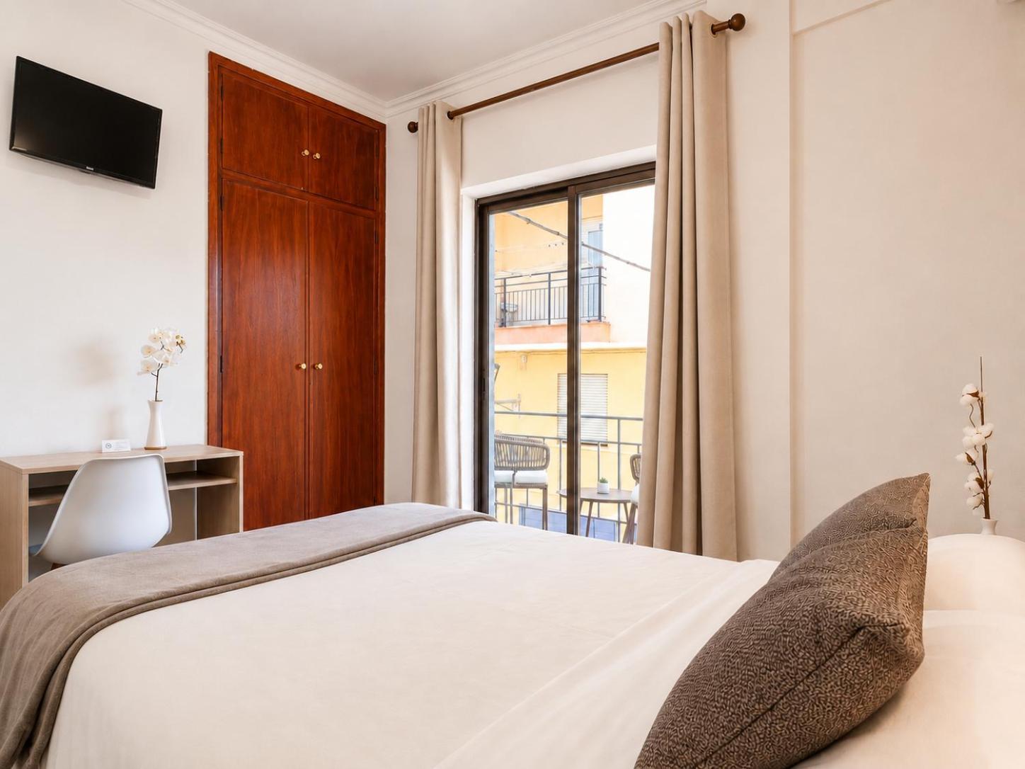Standard Double or Twin Room Balcony