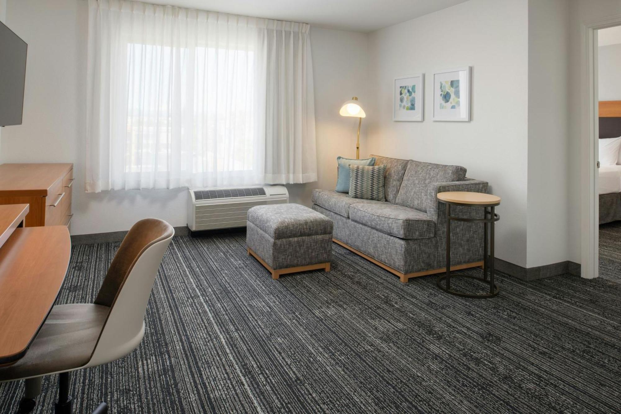 One-Bedroom King Suite