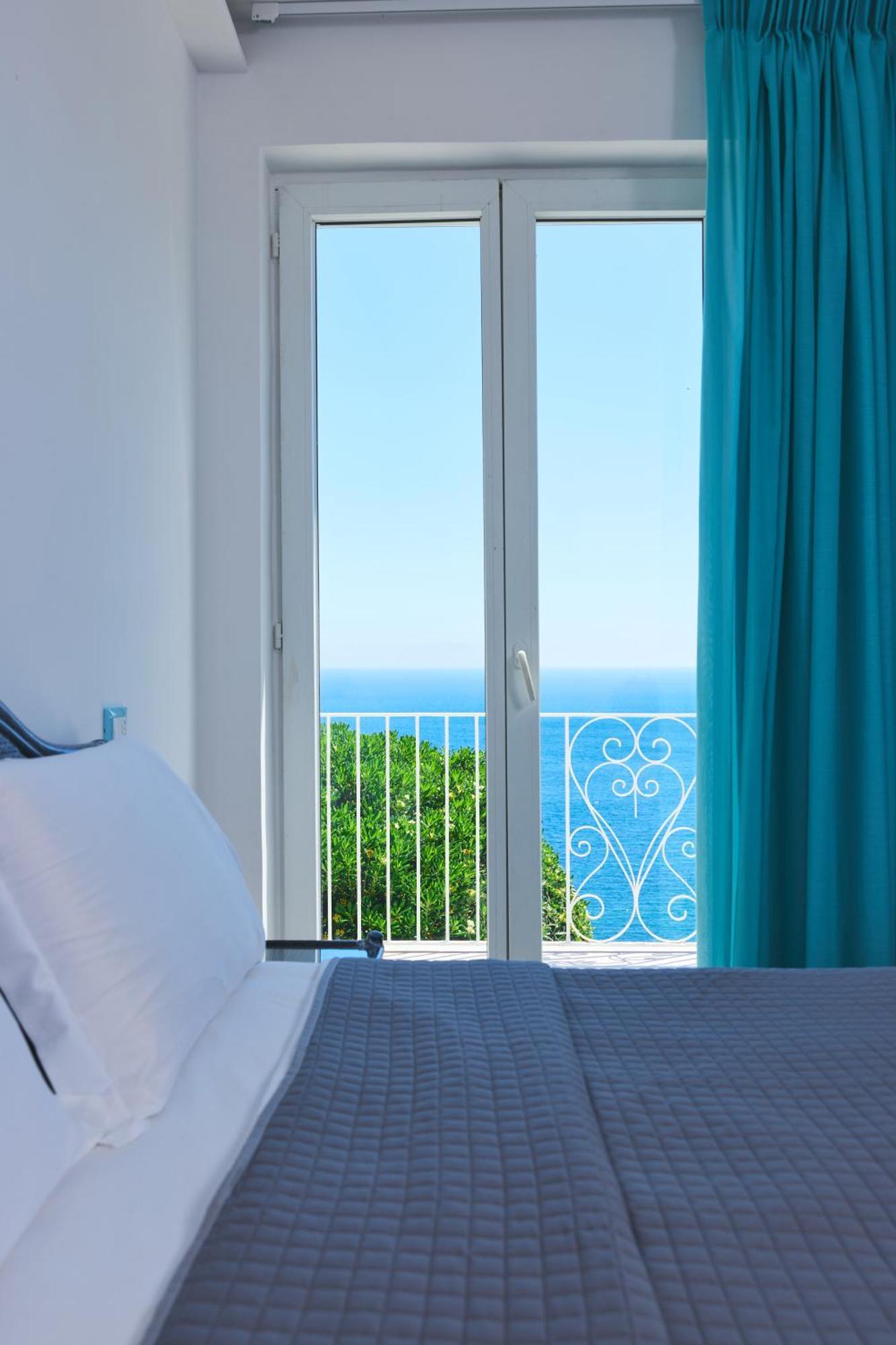 Double Room Sea View,1773743411:JPEG