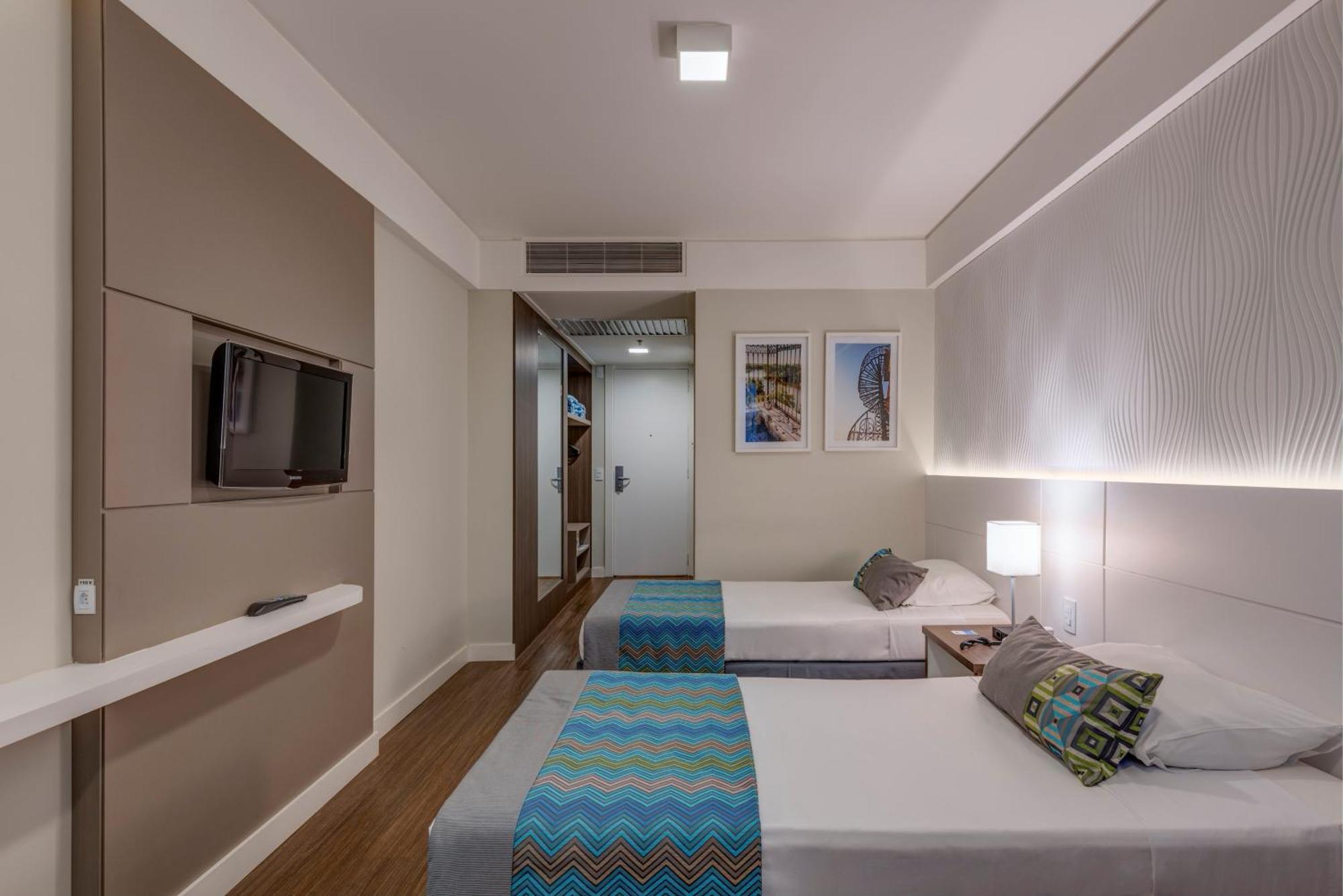 Twin Room Bathroom