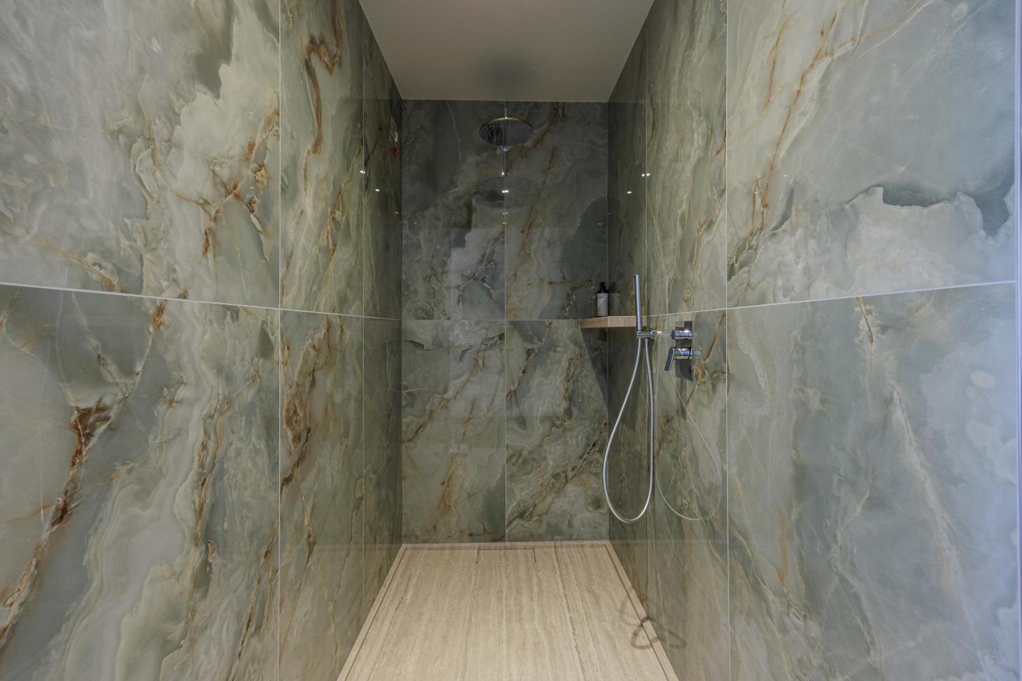 Panoramic Double or Twin Room Lake View