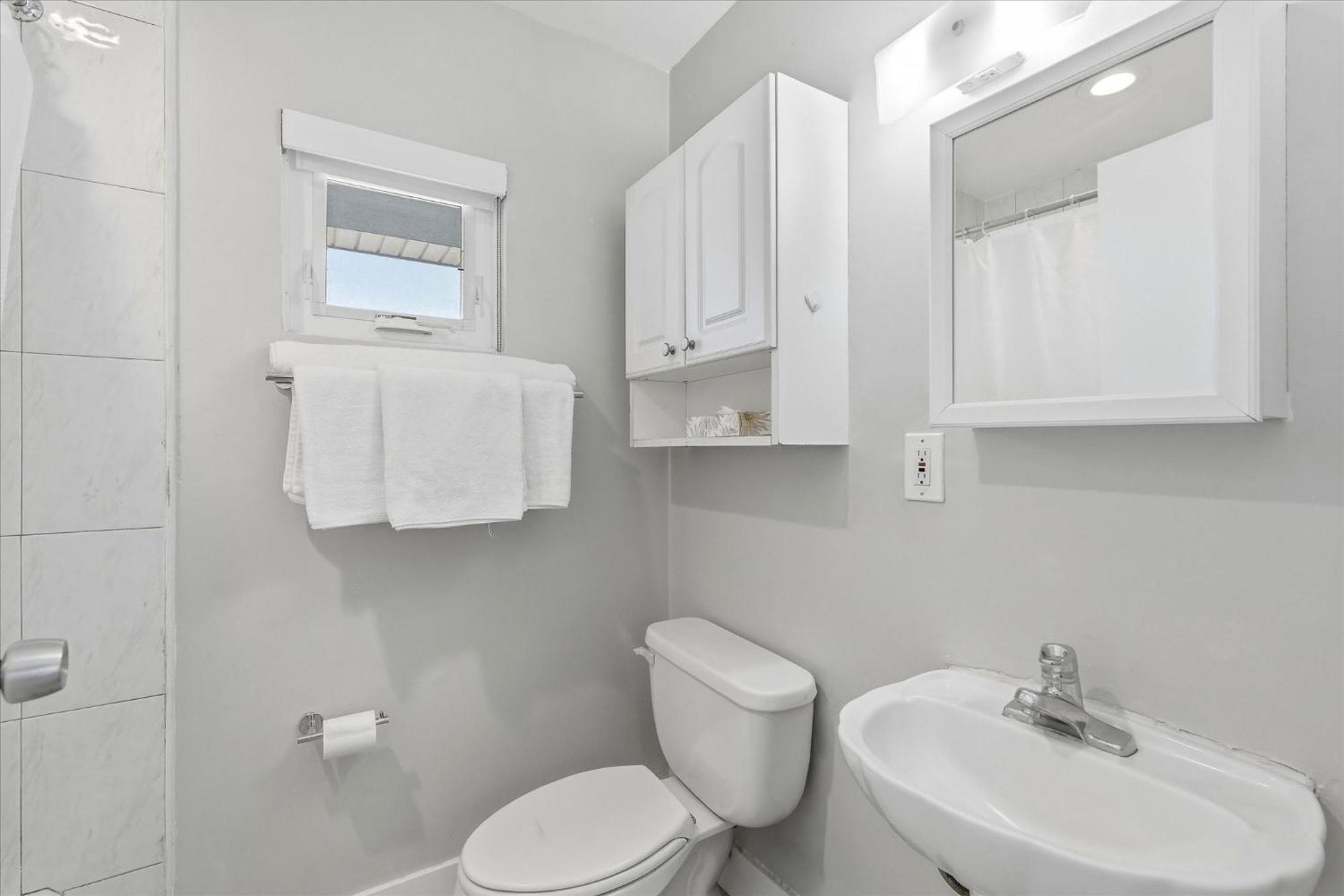One-Bedroom Suite Ocean View