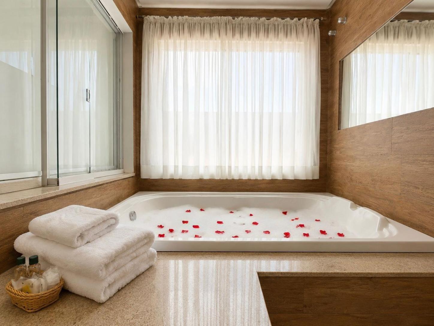 Double Room Spa Bath