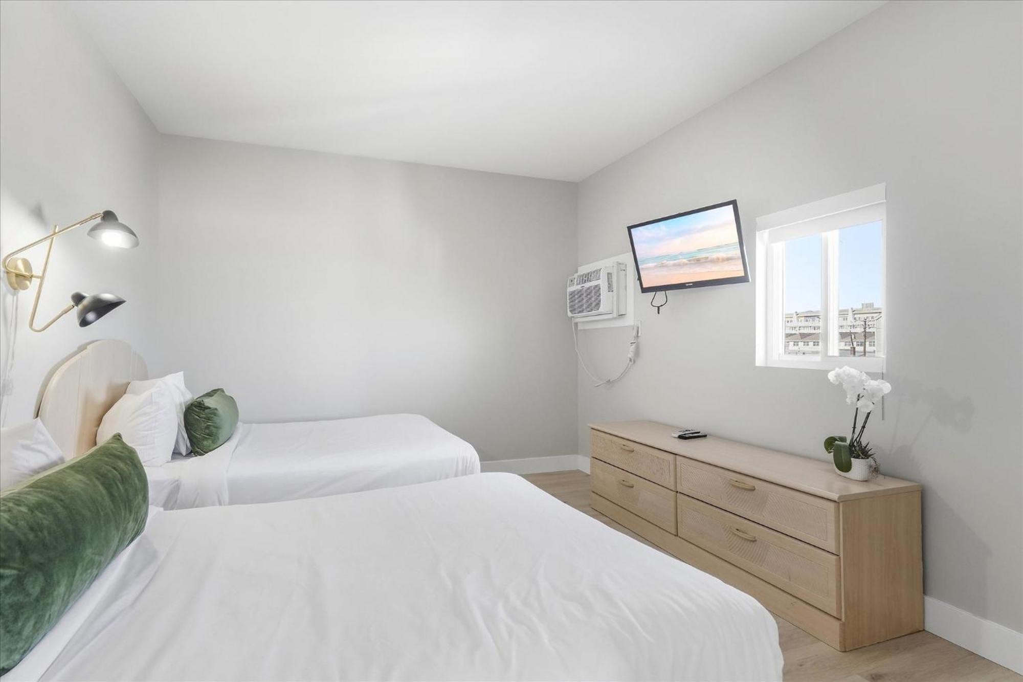 One-Bedroom Suite Ocean View