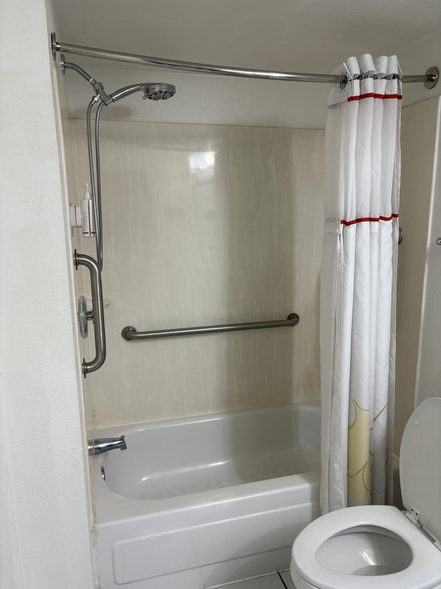 King Room Mobility Access or Non-Smoking