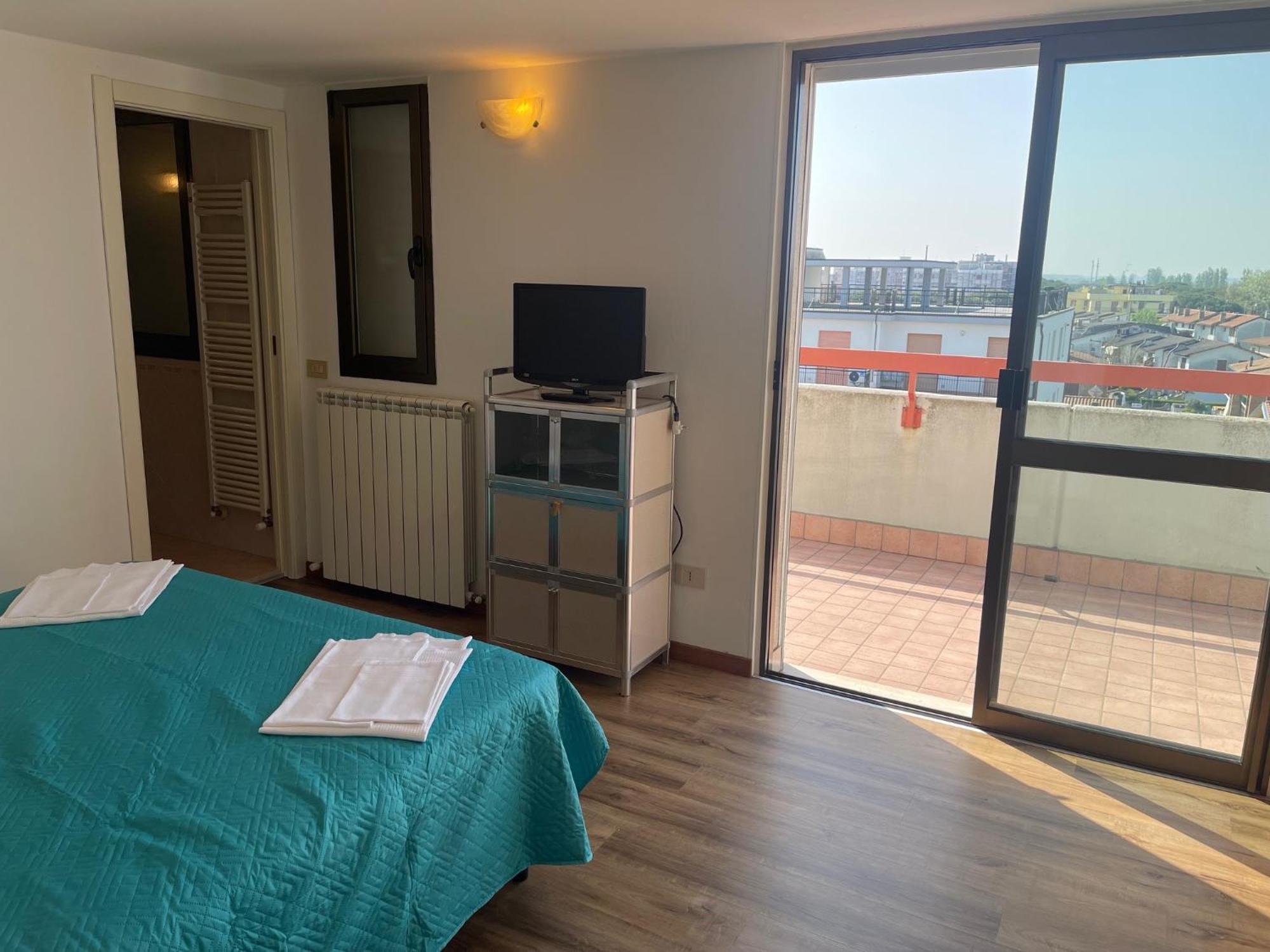 Three-Bedroom Apartment Ocean View