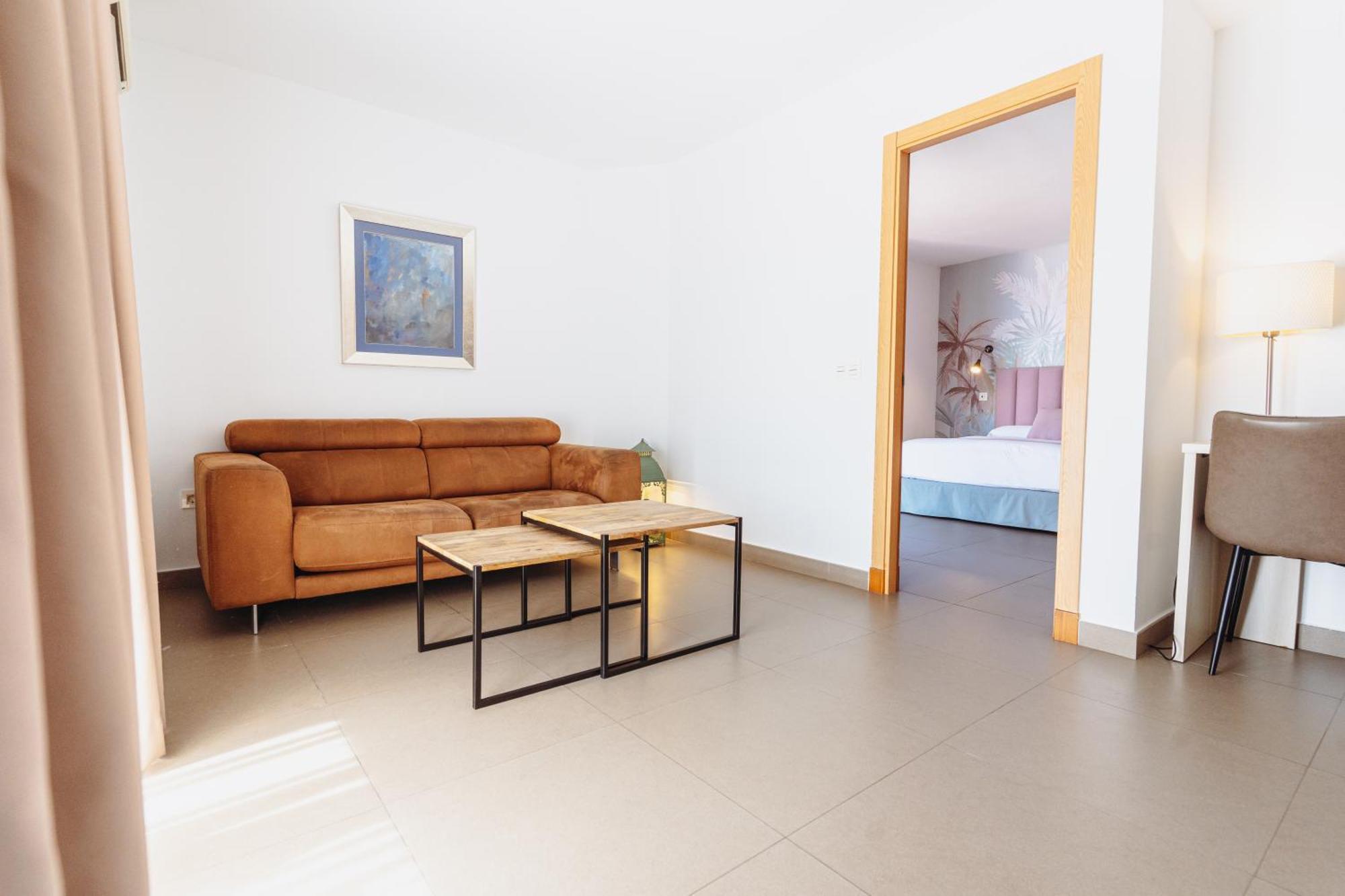 Deluxe Double or Twin Room Sea View