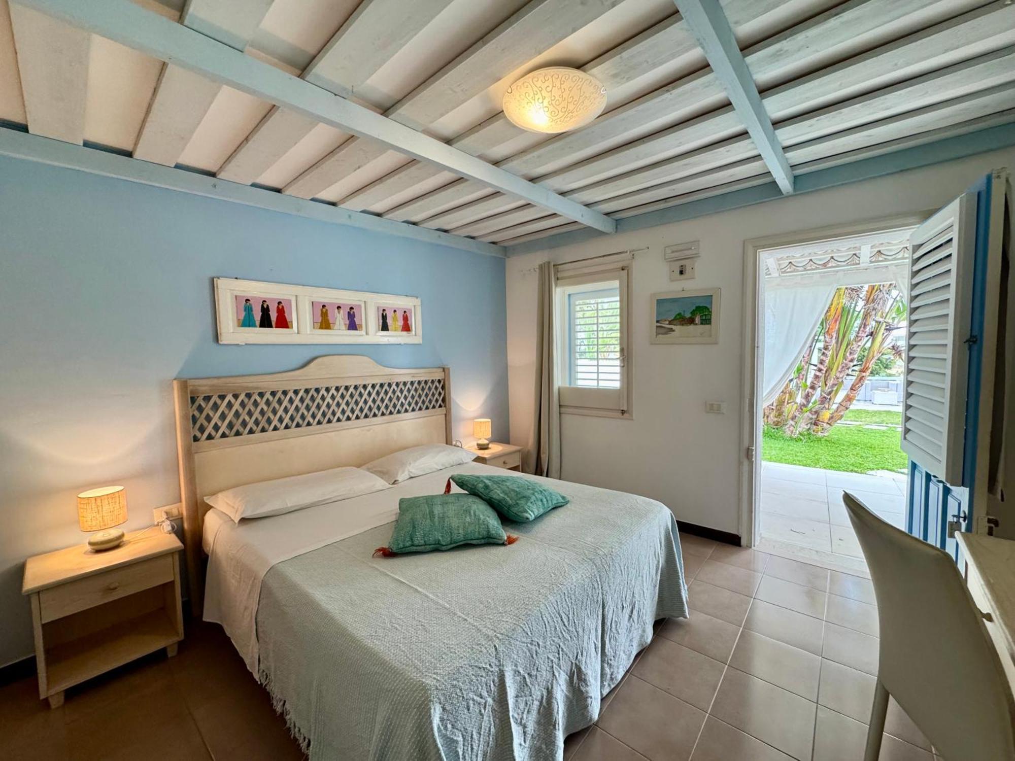 Double or Twin Room Garden View