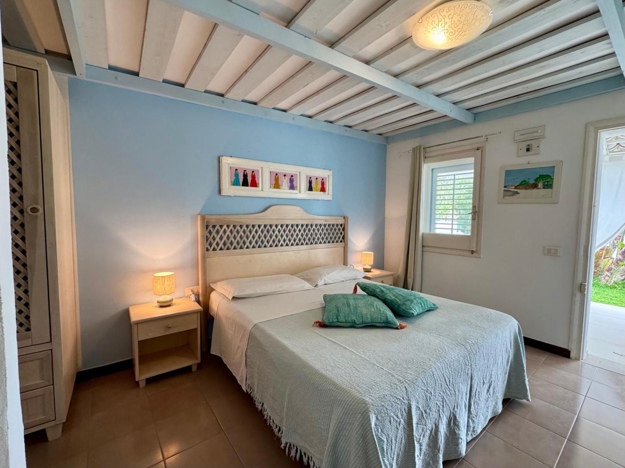Double or Twin Room Garden View