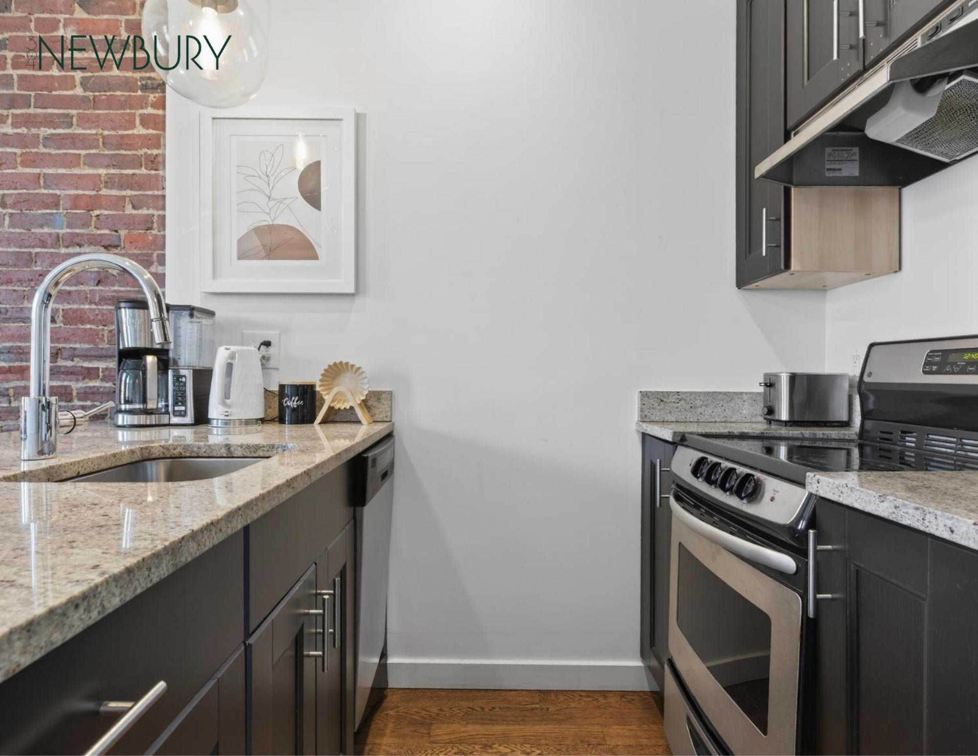 Superior One-Bedroom Apartment 5