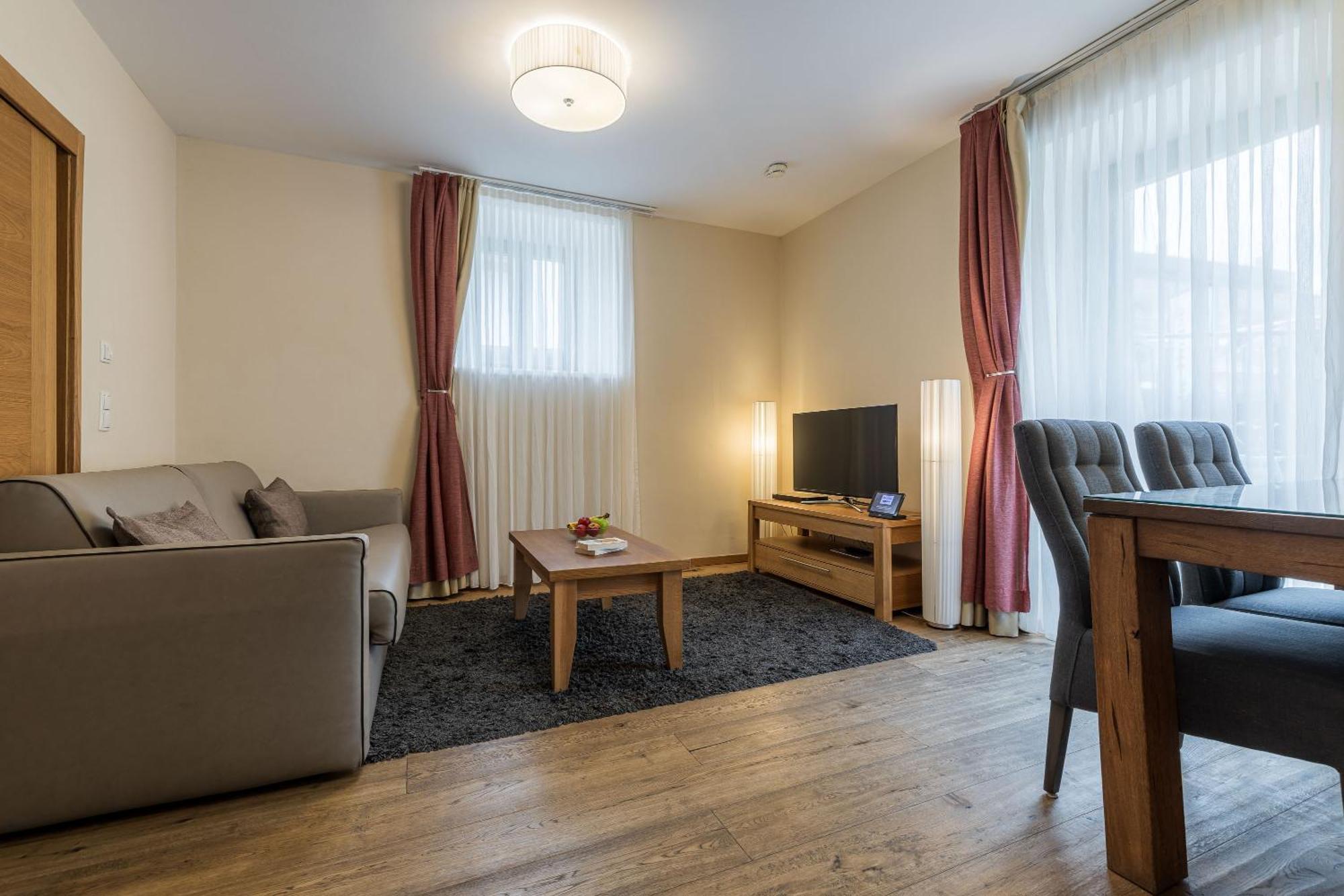 Standard Suite