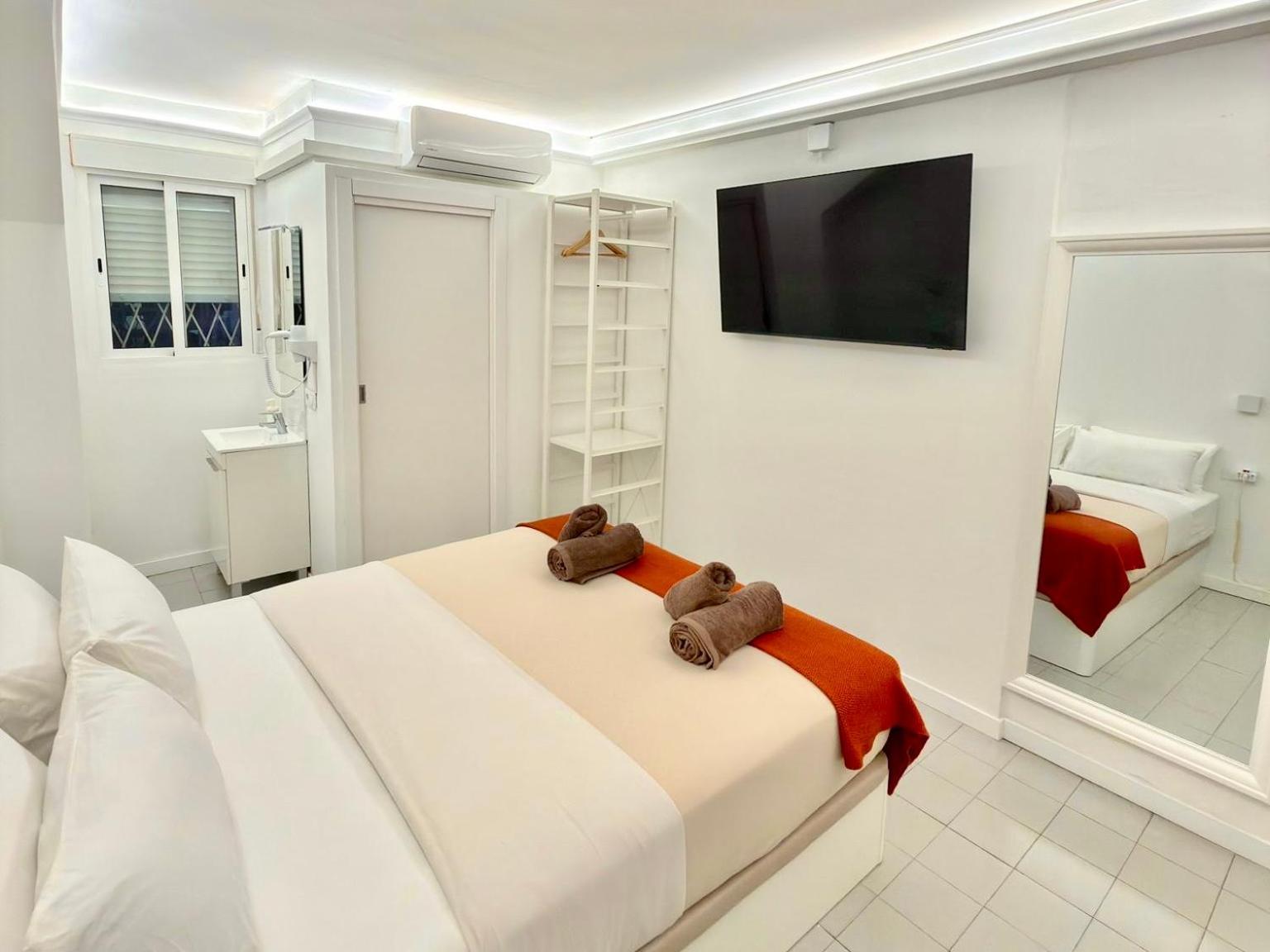 Small Double Room,1769852458:JPEG