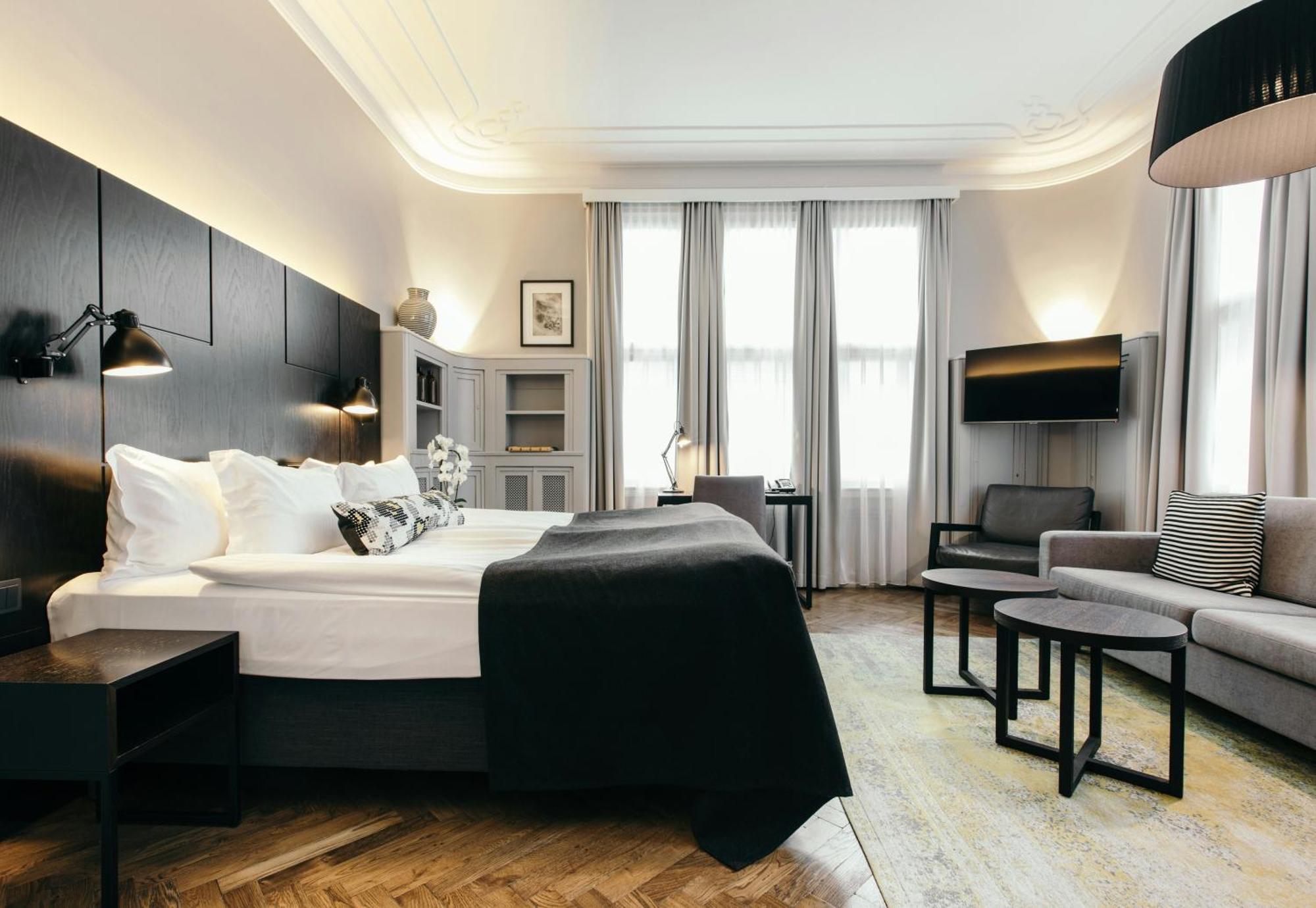 Junior Suite,1769855837:JPEG