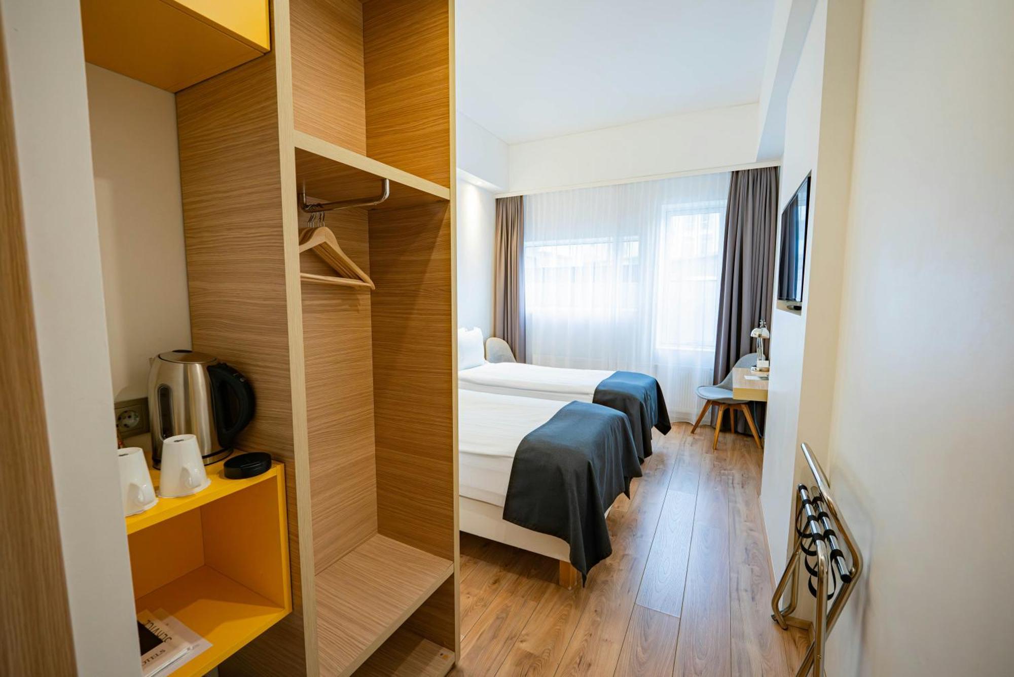 Economy Twin Room,1769870105:JPEG