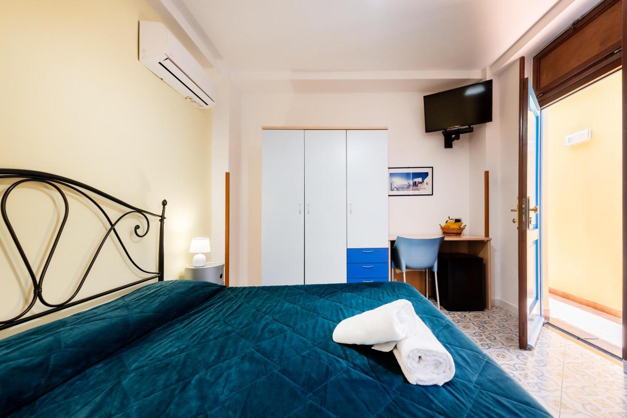 Basic Triple Room,1769871880:JPEG