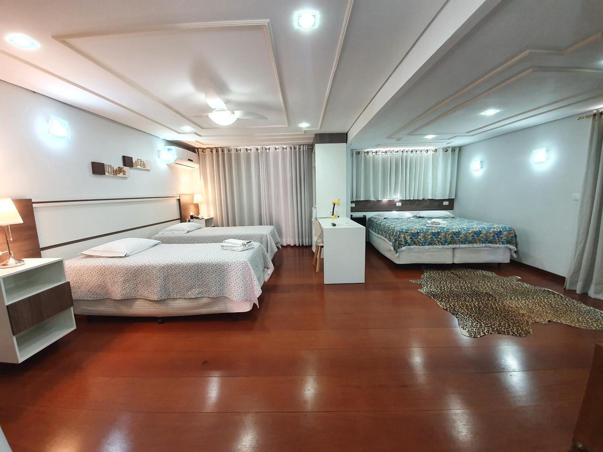 Deluxe Family Suite,1015164952:JPEG