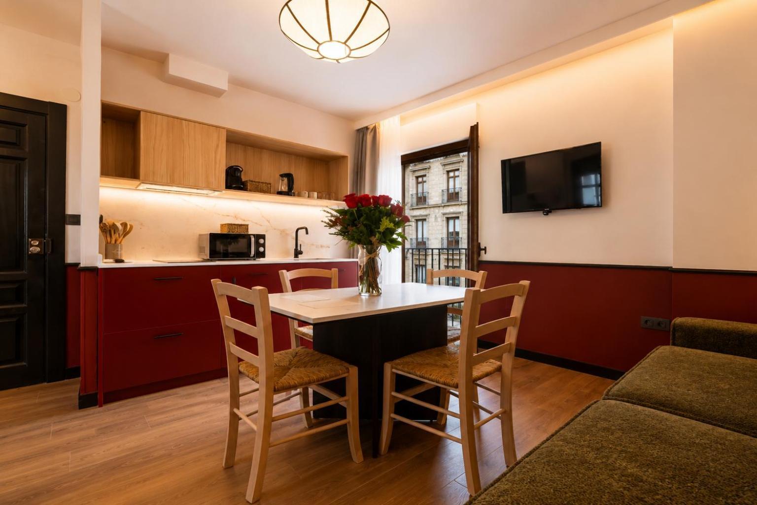 Deluxe Apartment