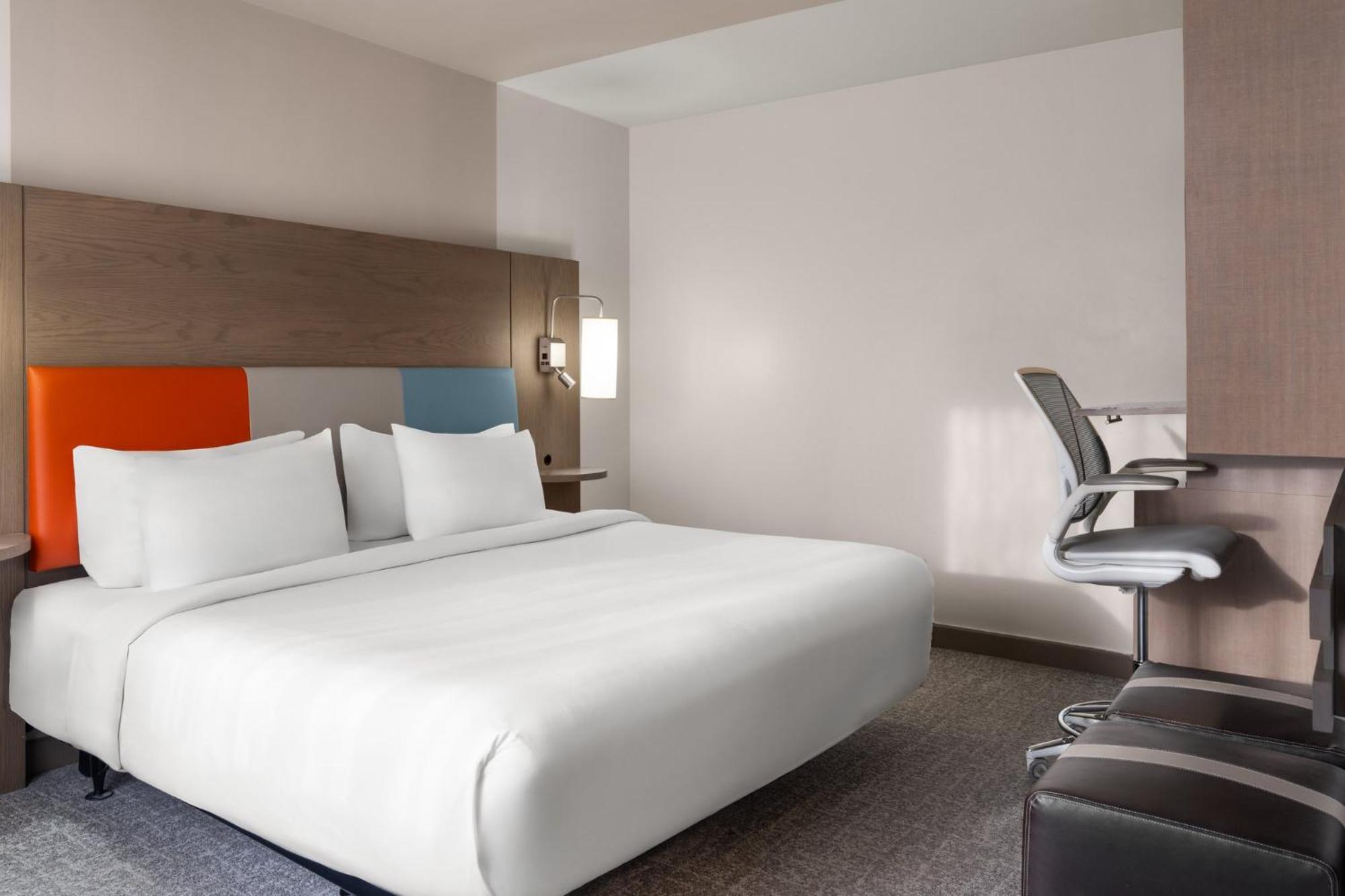 Standard King Room