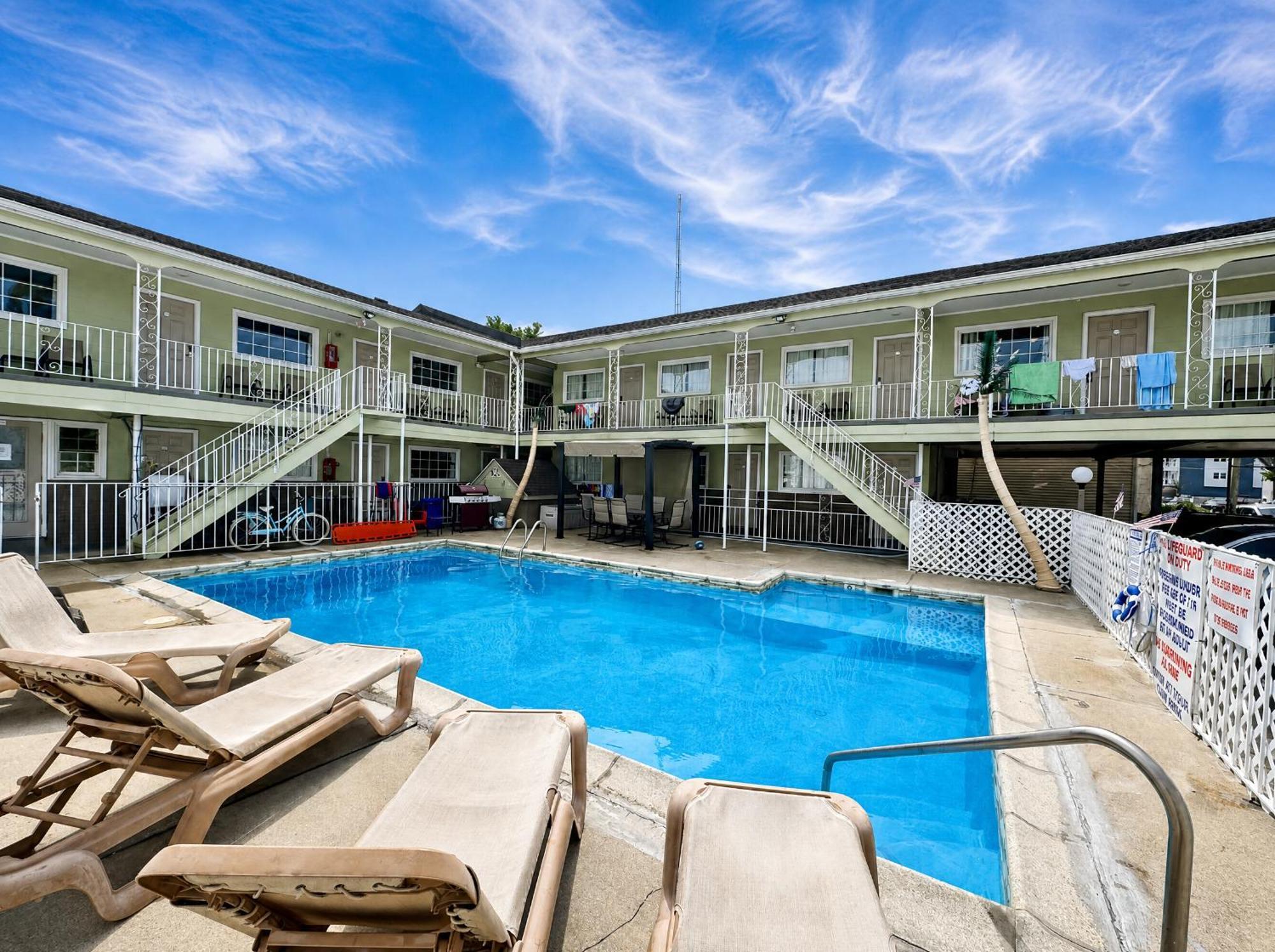 Two Queen Beds Pool View