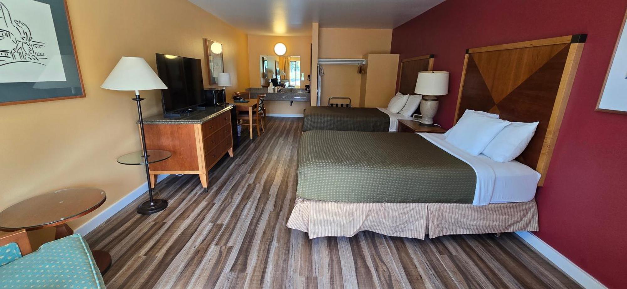 Double Room Two Double Beds Pet Friendly