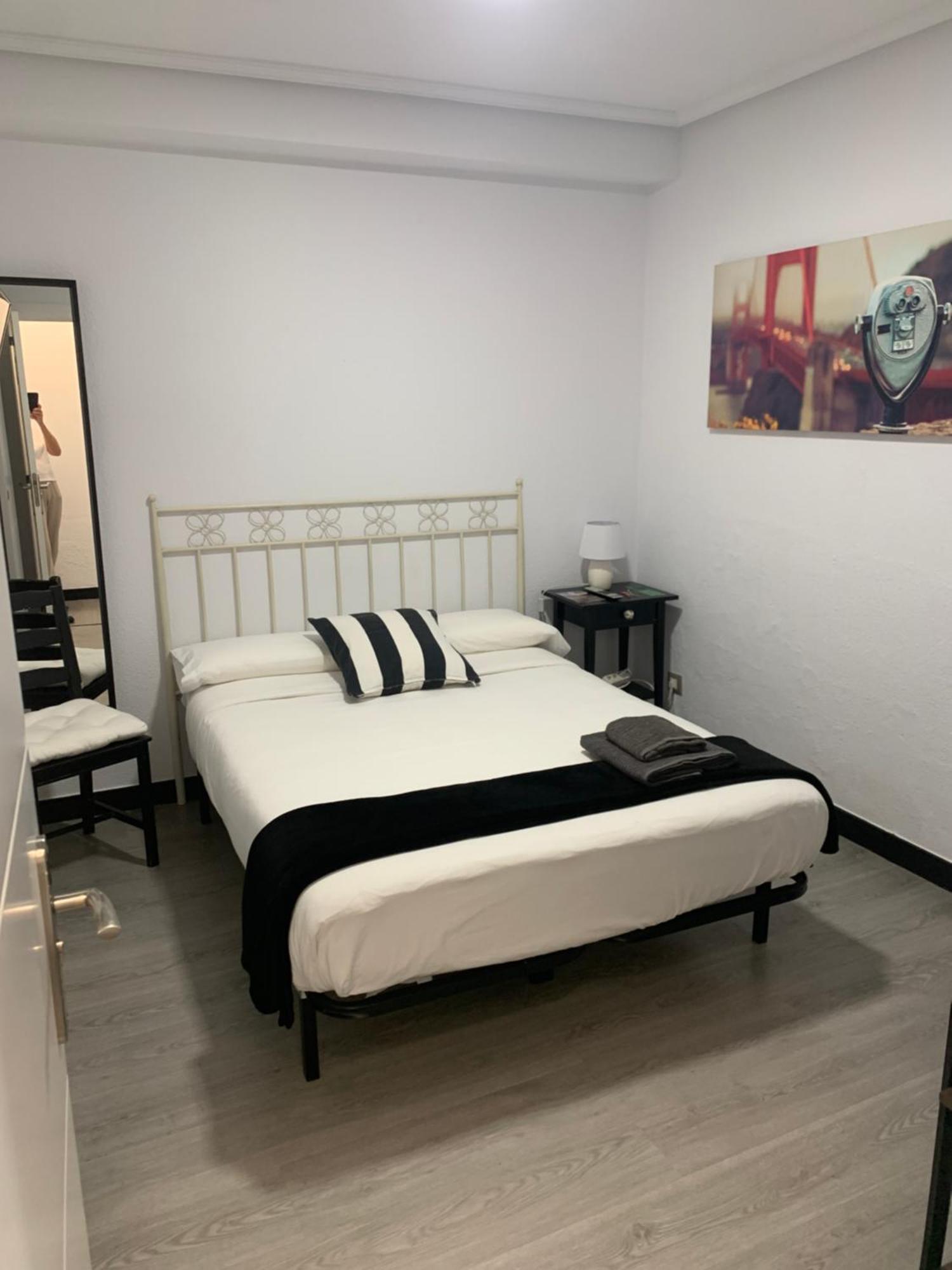 Single Inner Room