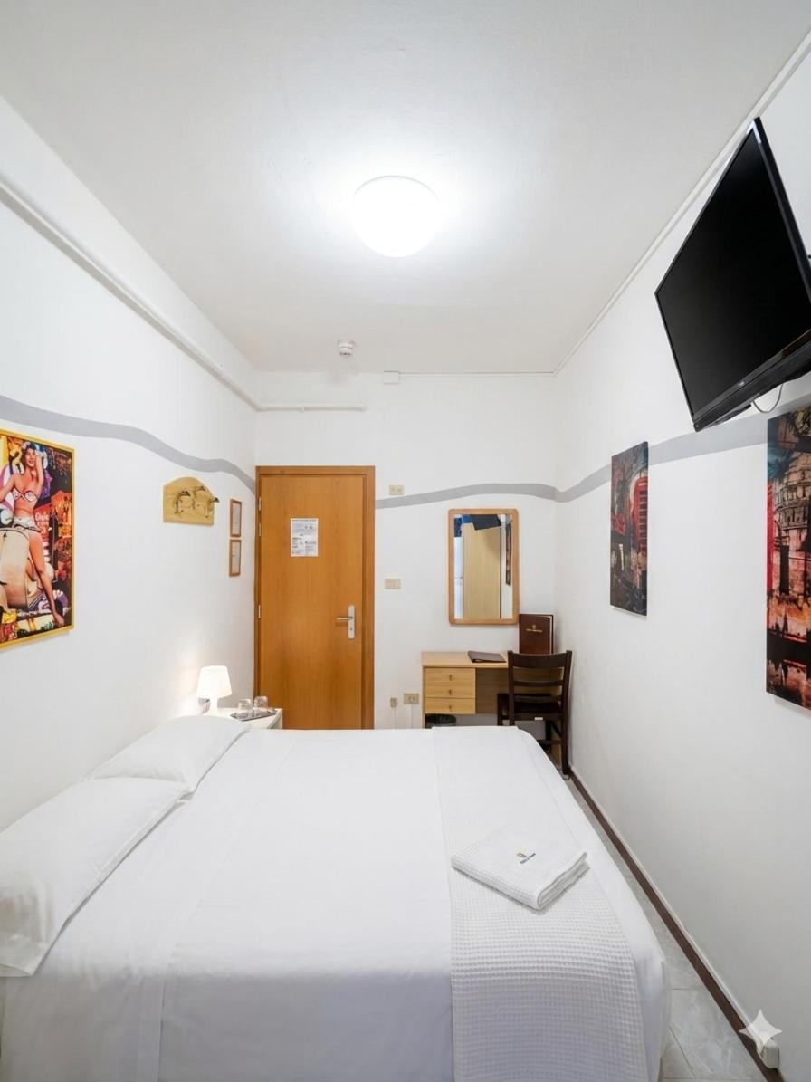Economy Twin Room