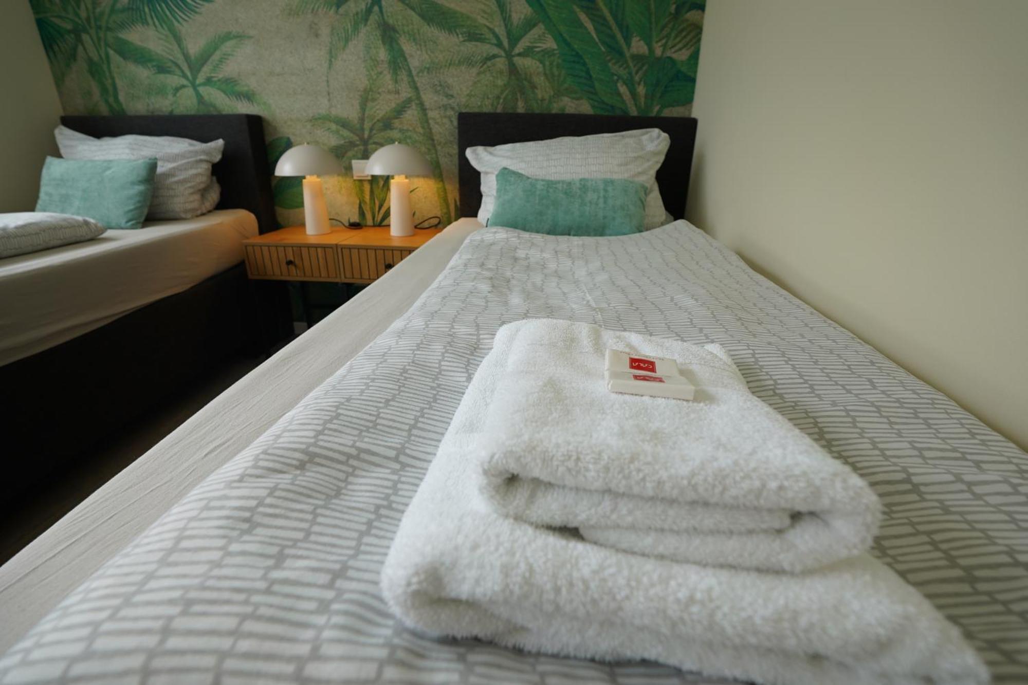 Double Room,1770016895:JPEG