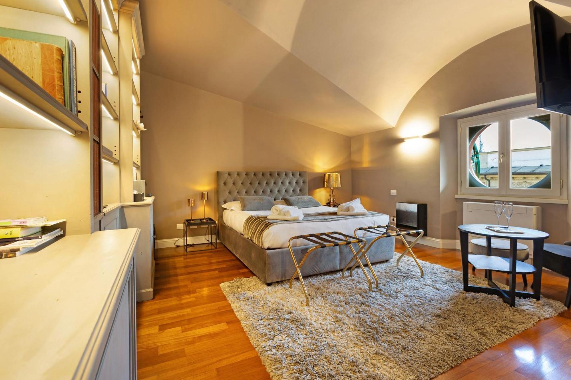 Standard Queen Room