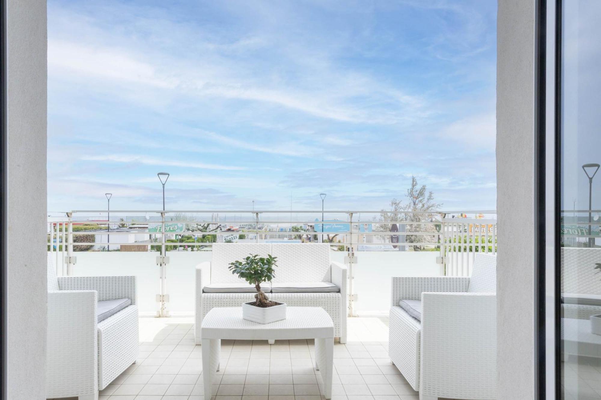 Double Room Terrace Sea View