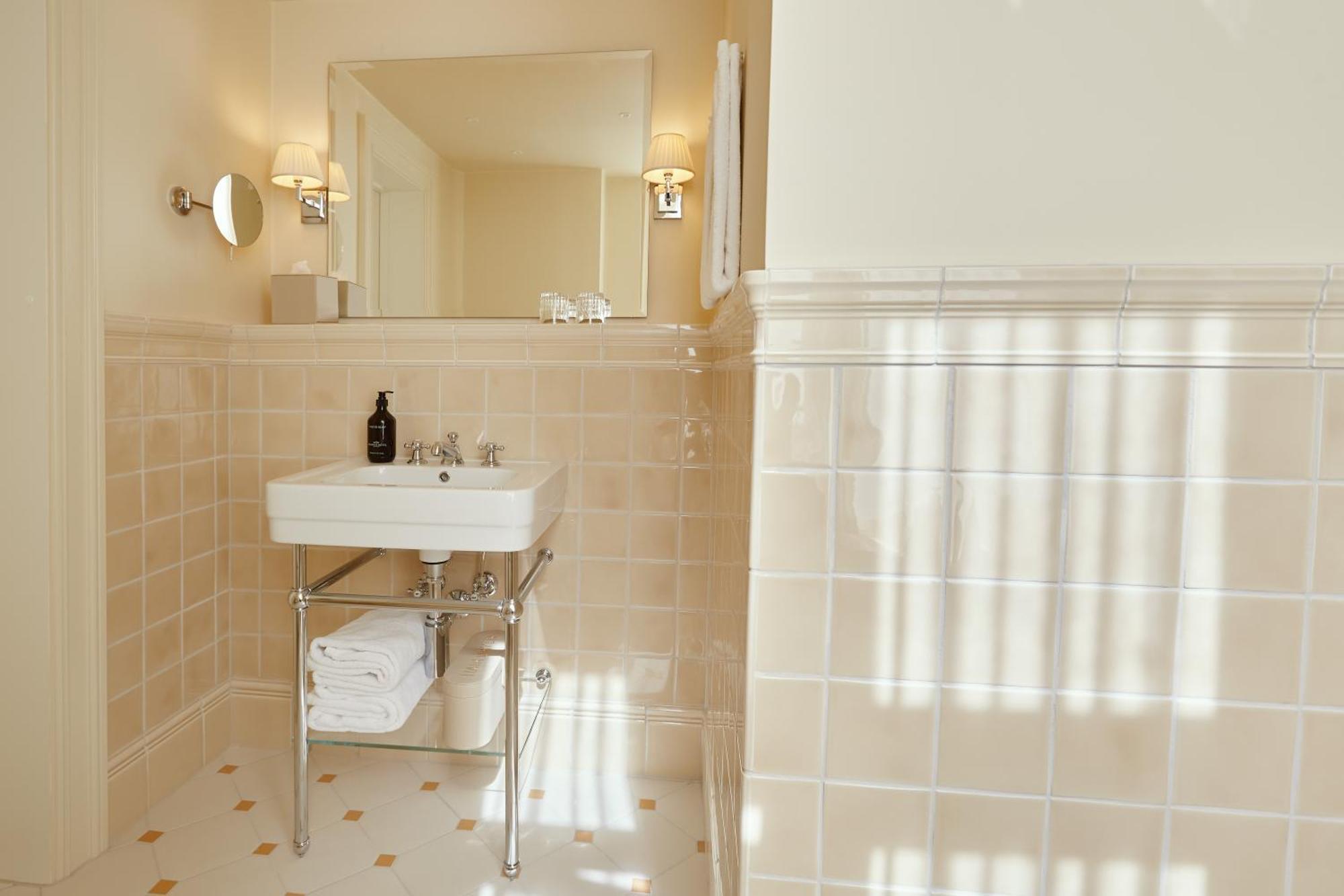 Luxury Room