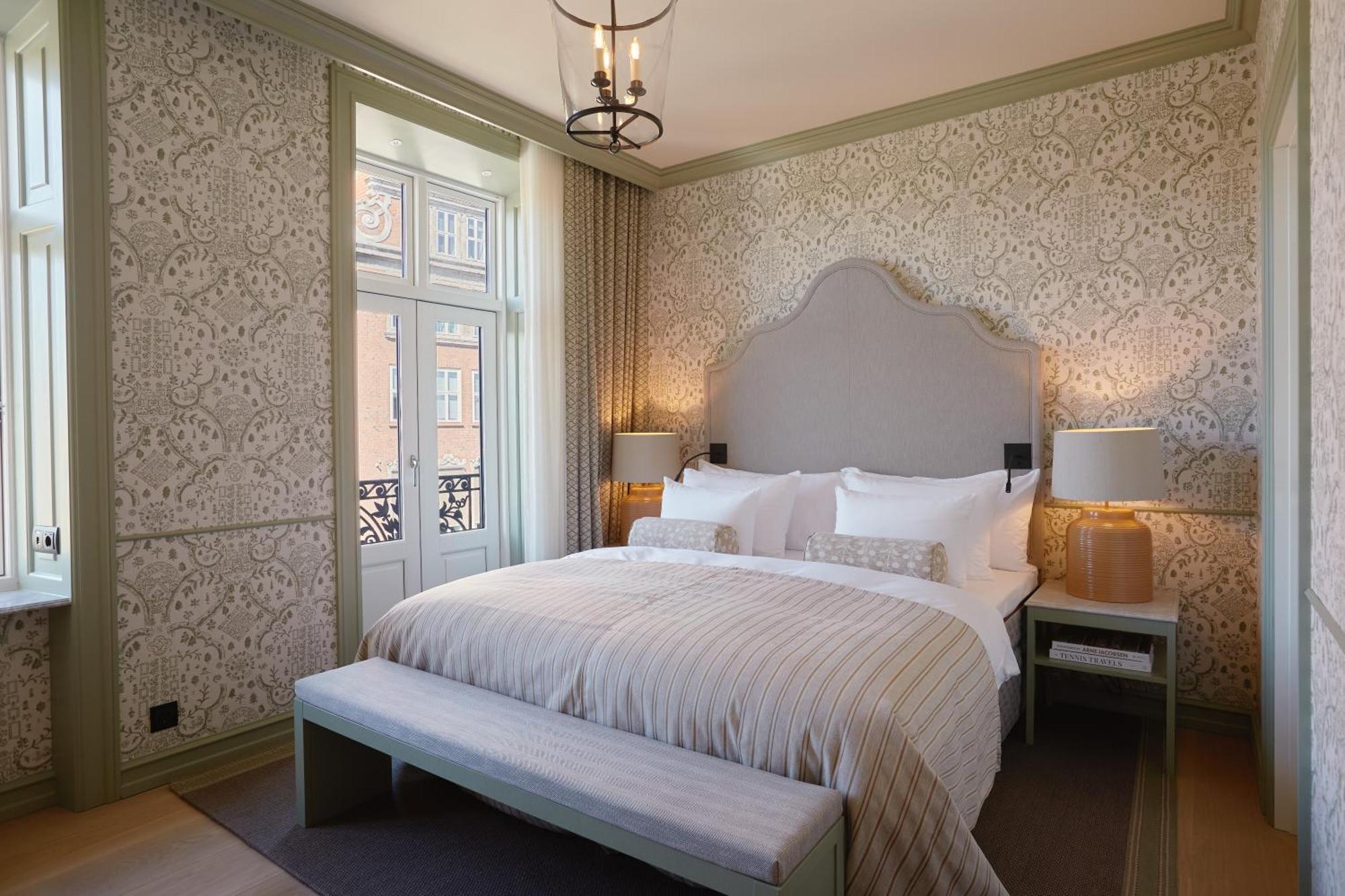 Deluxe Junior Suite