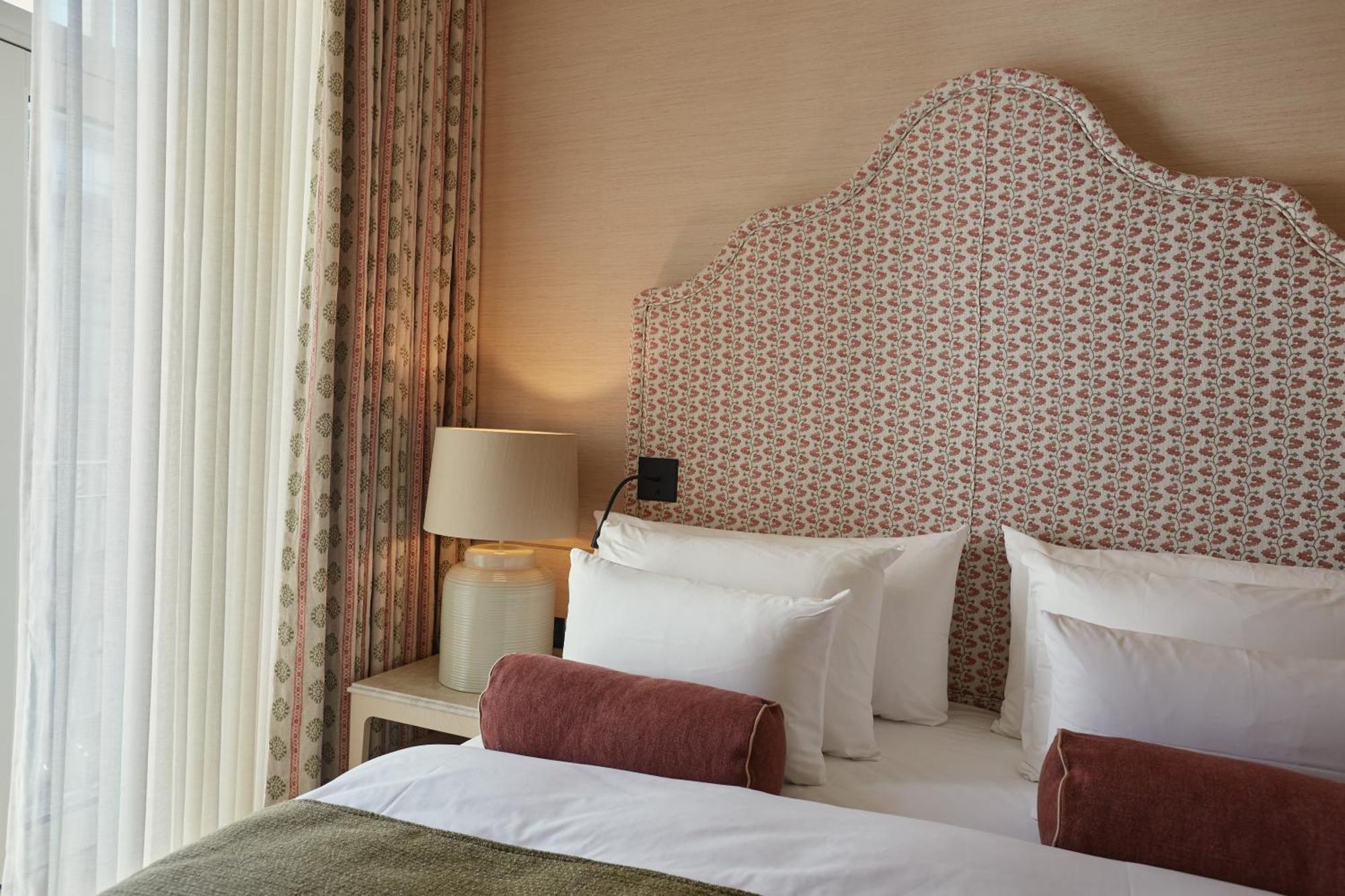Luxury Room