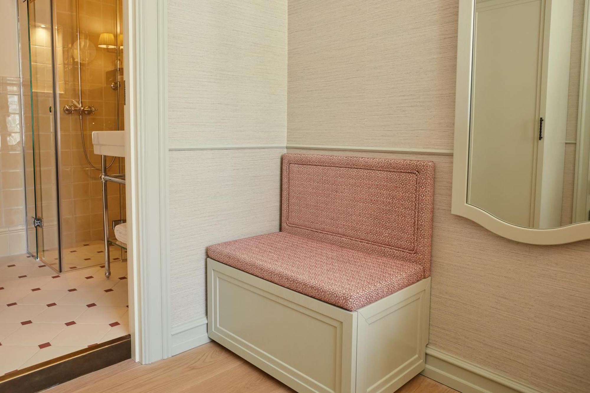 Luxury Room