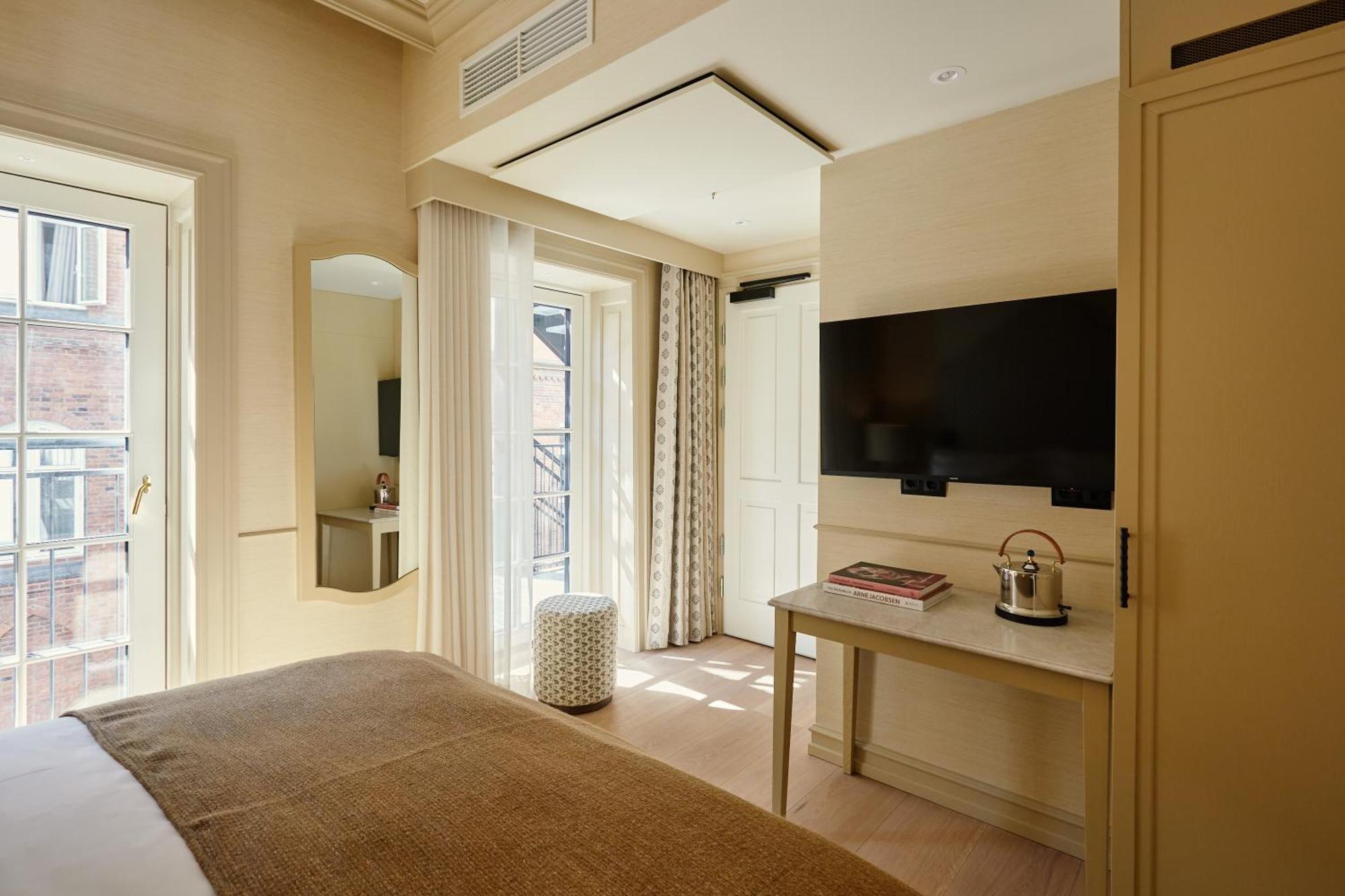 Small Double Room