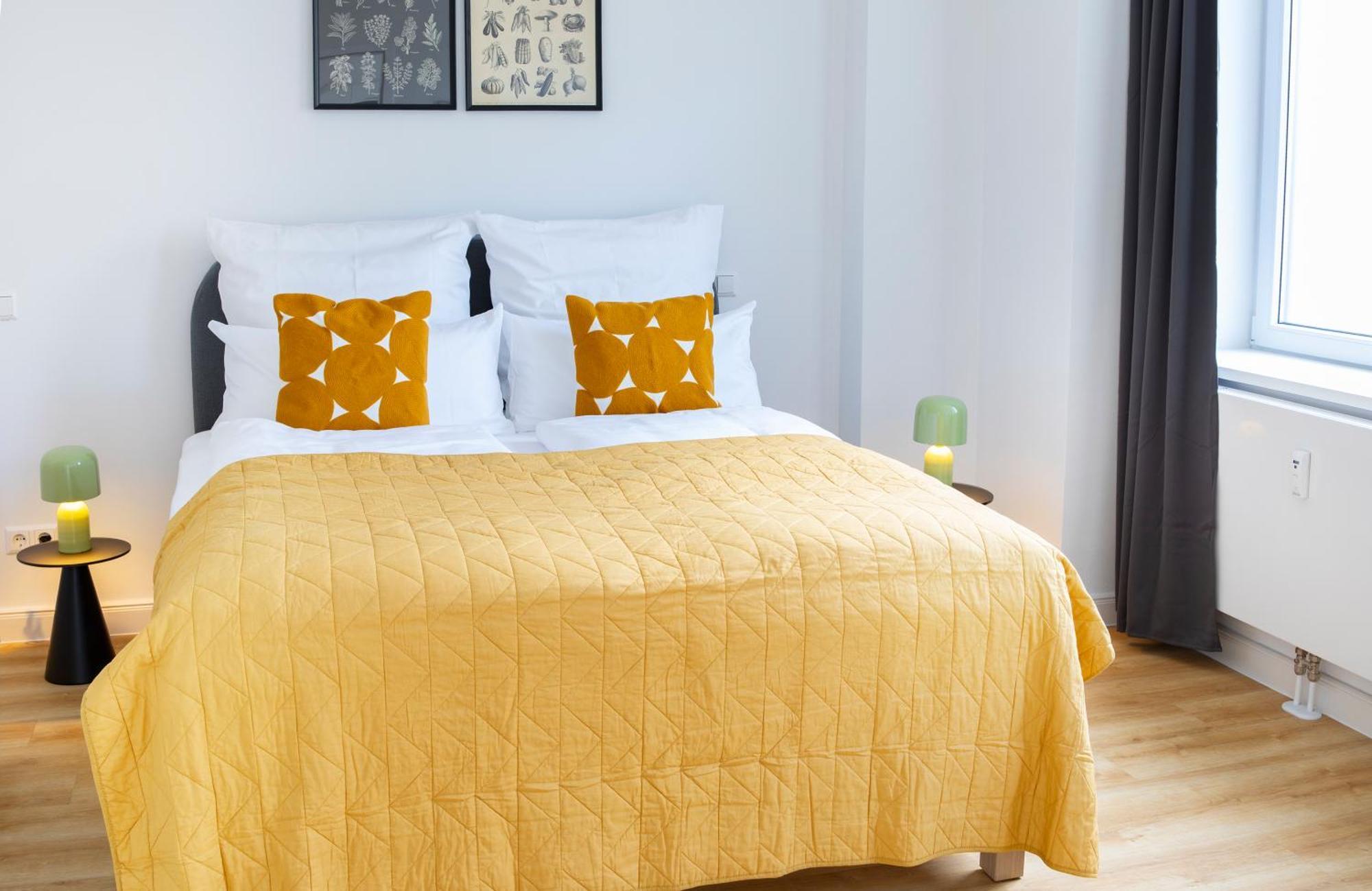 One-Bedroom Deluxe Apartment