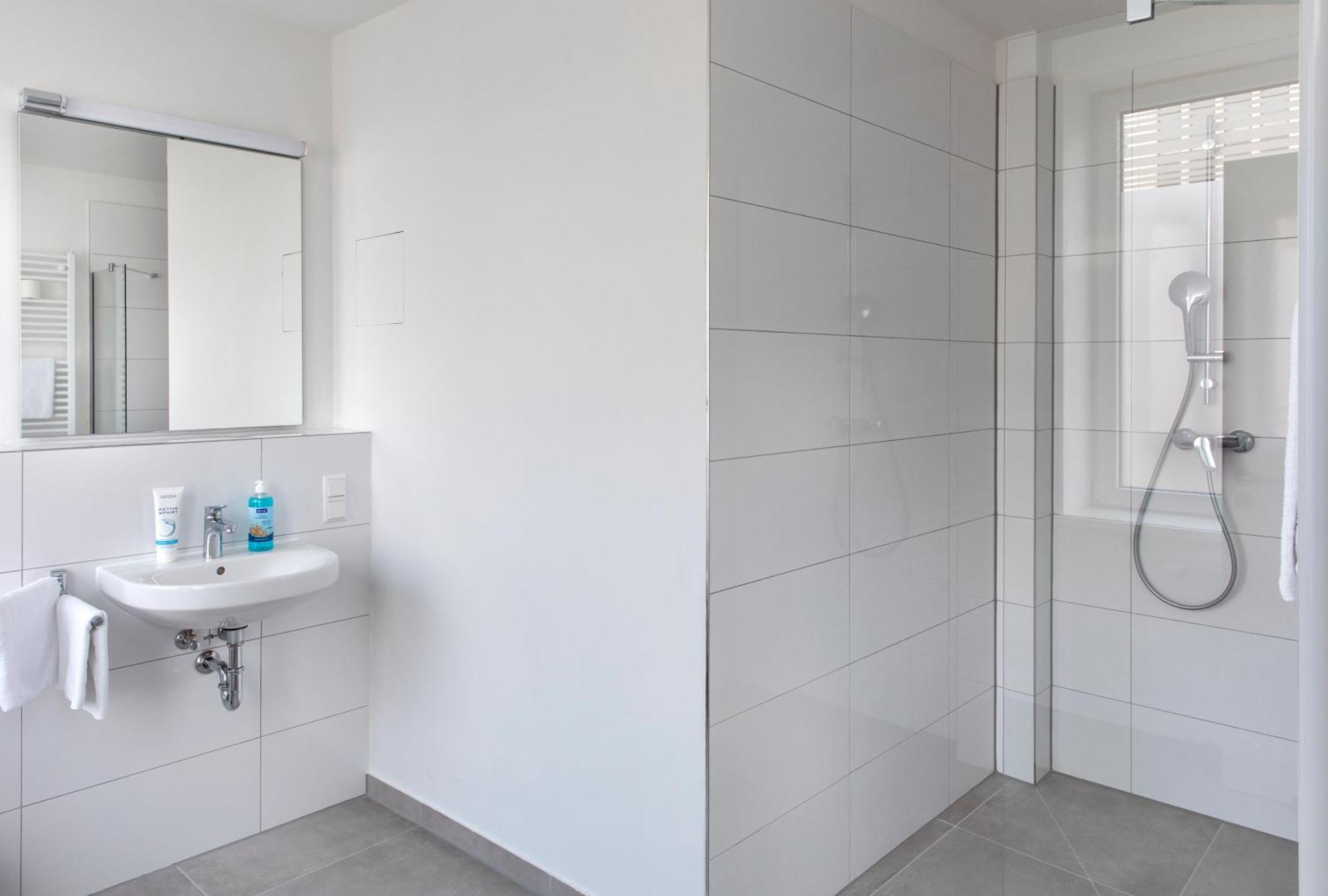 One-Bedroom Deluxe Apartment
