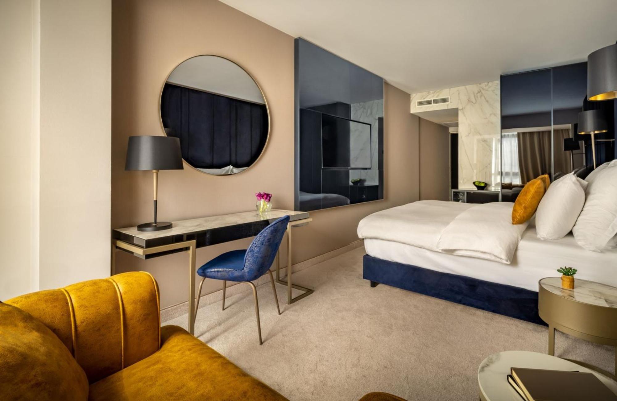 Immersive VR Superior Double or Twin Room Sea Side View