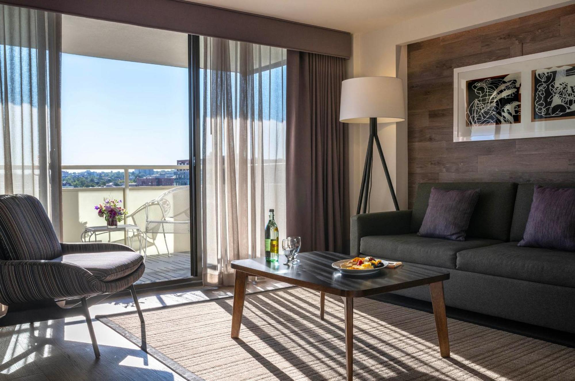 Premier King Suite Balcony