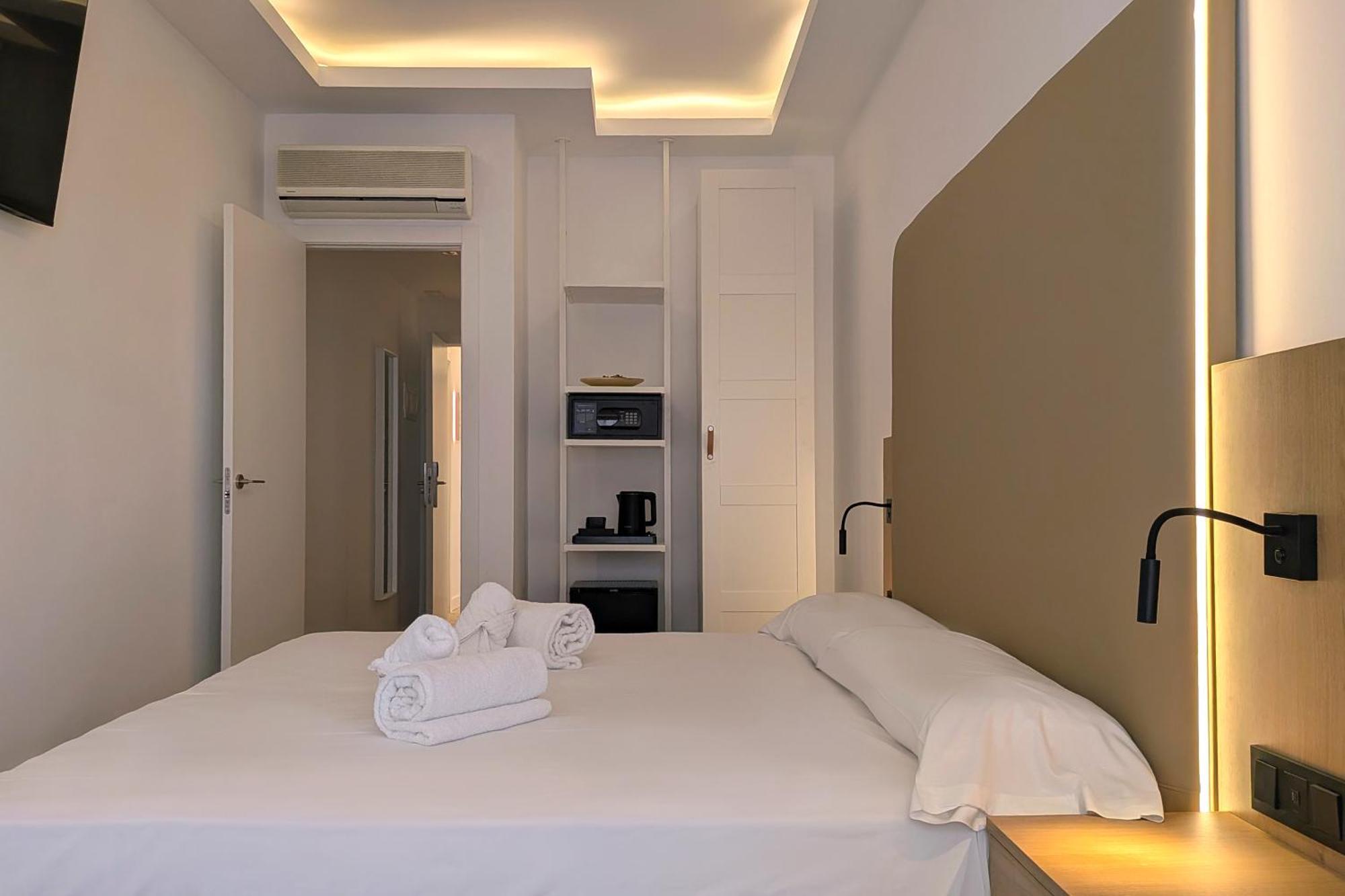 Standard Double or Twin Room Terrace Sea View