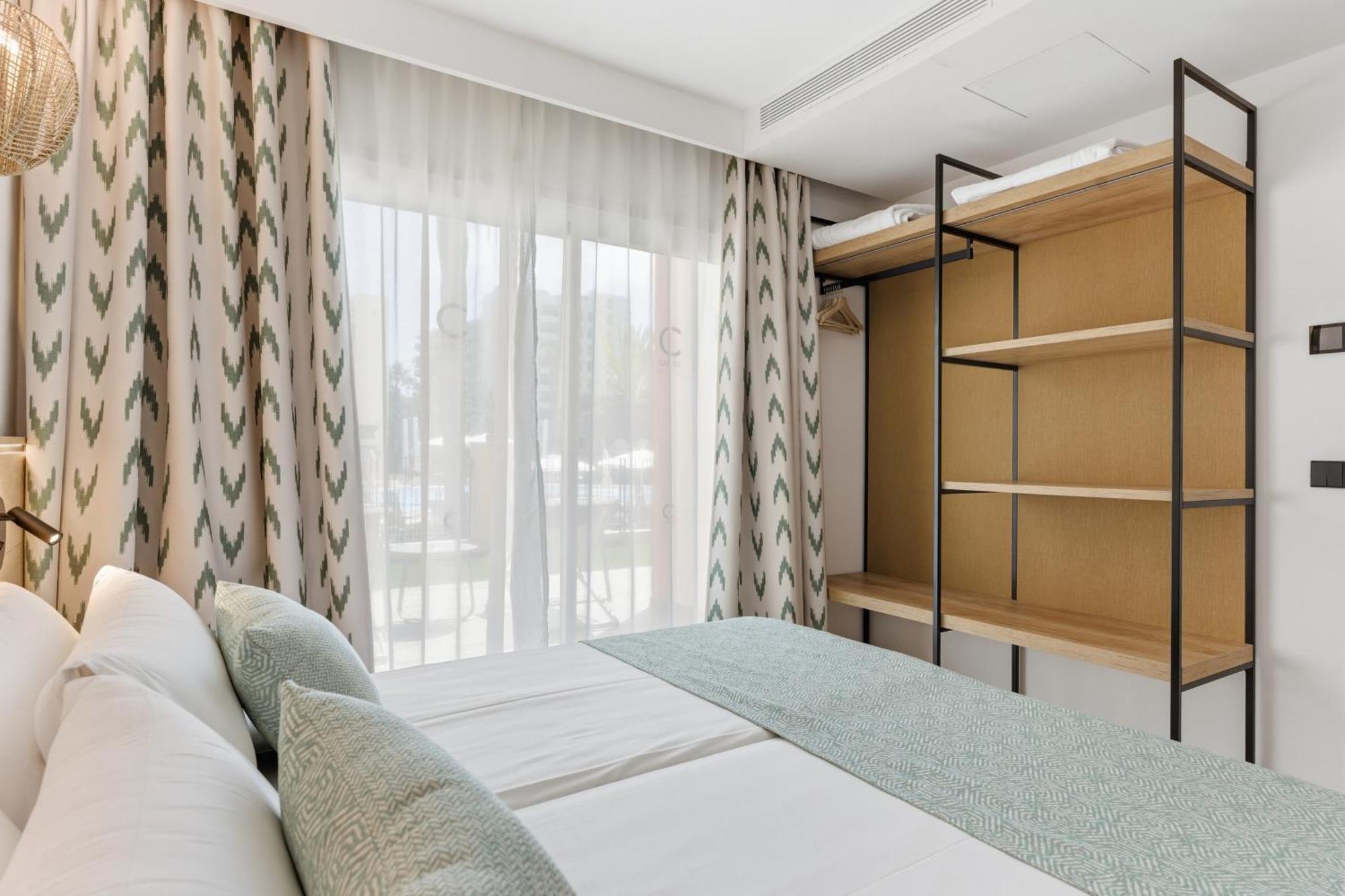 One-Bedroom Apartment Ground Floor Terrace