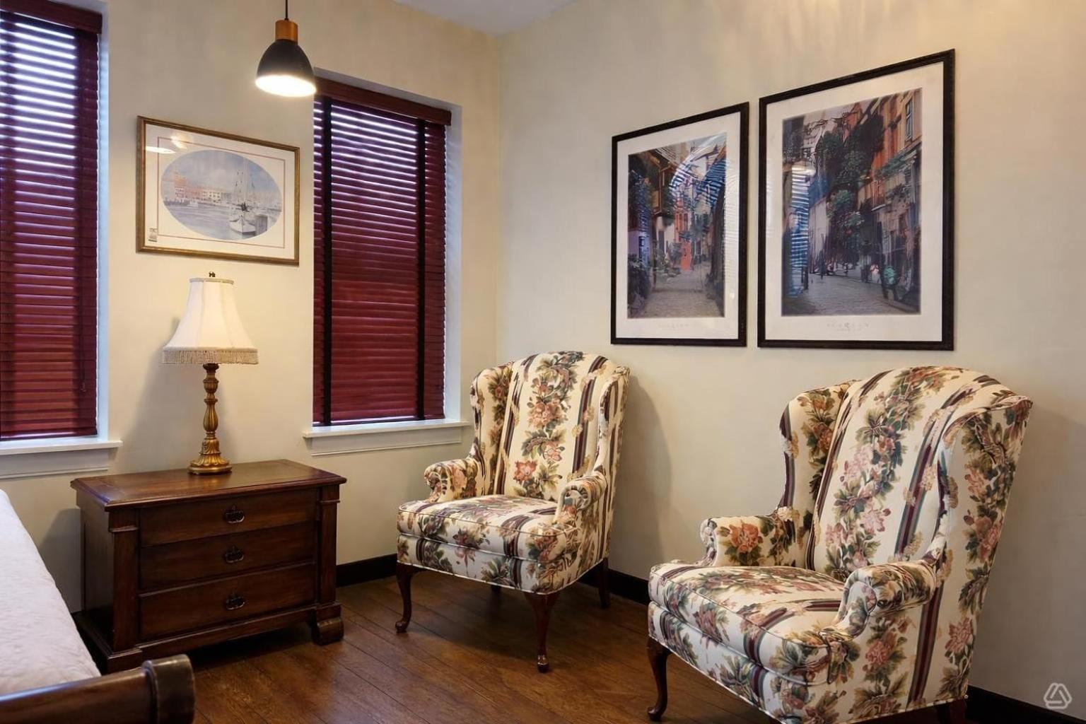 Deluxe King Studio