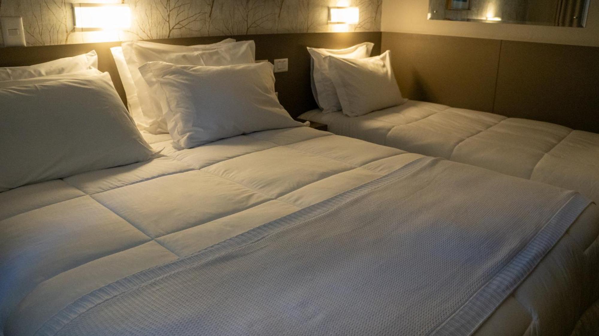 Standard Suite,1770523247:JPEG
