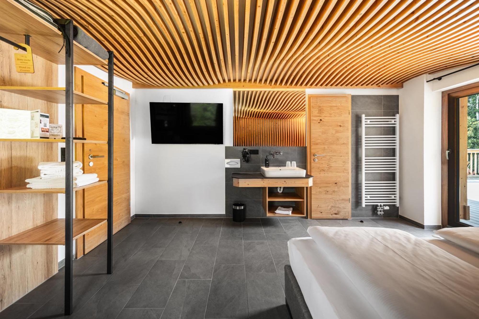 Budget Double Room Forest View