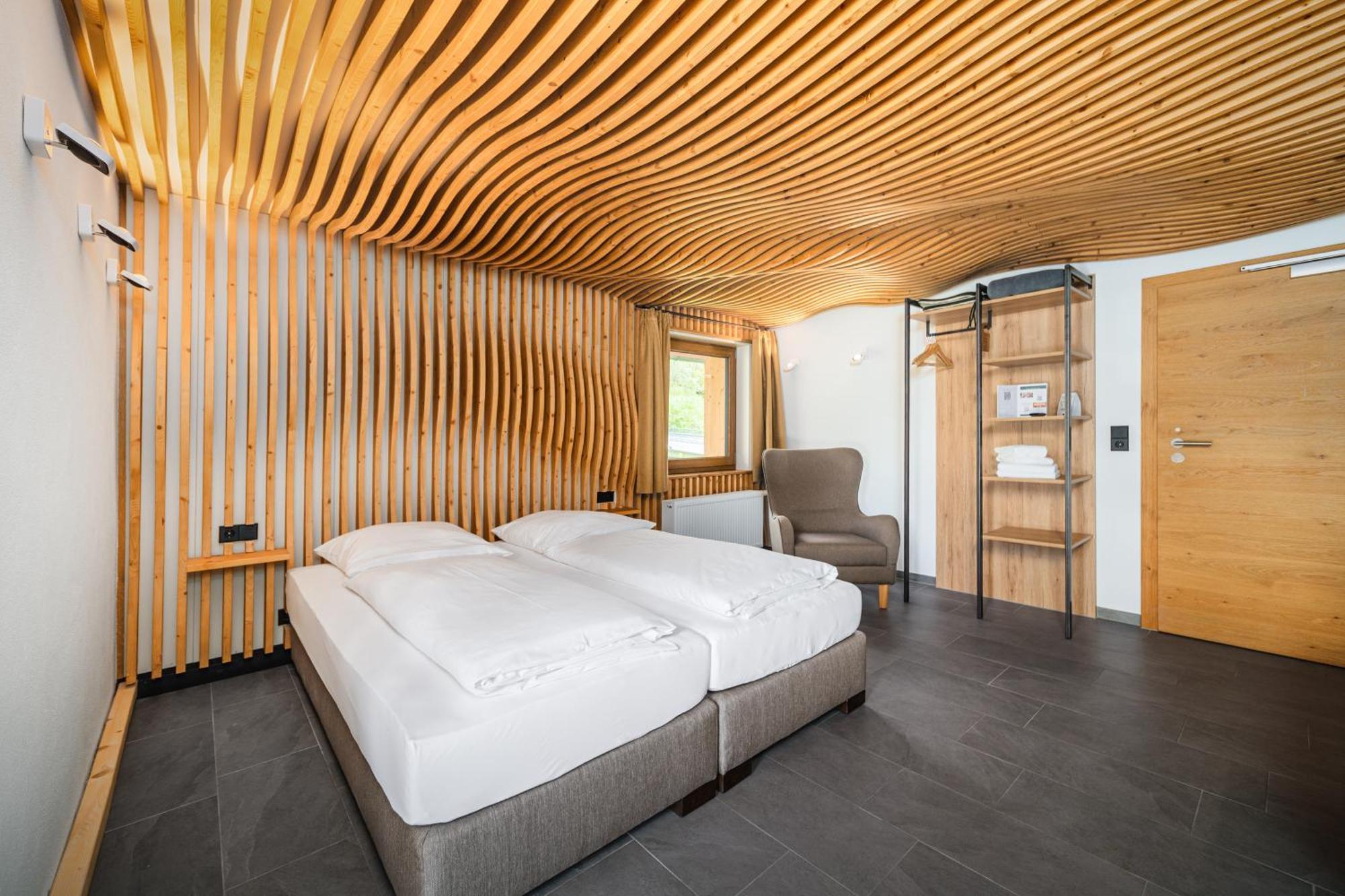 Budget Double Room Forest View