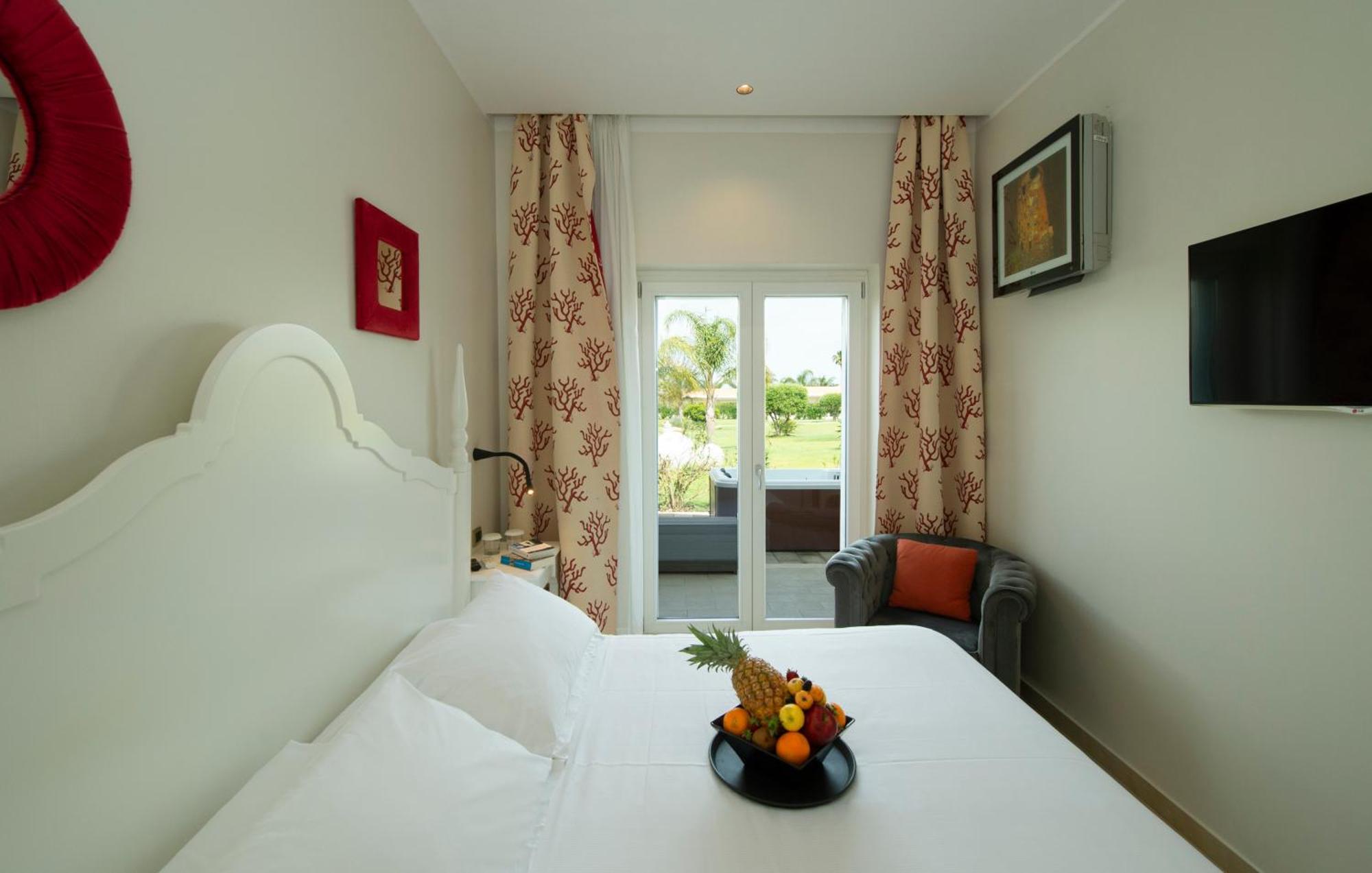 Standard King Room Annex