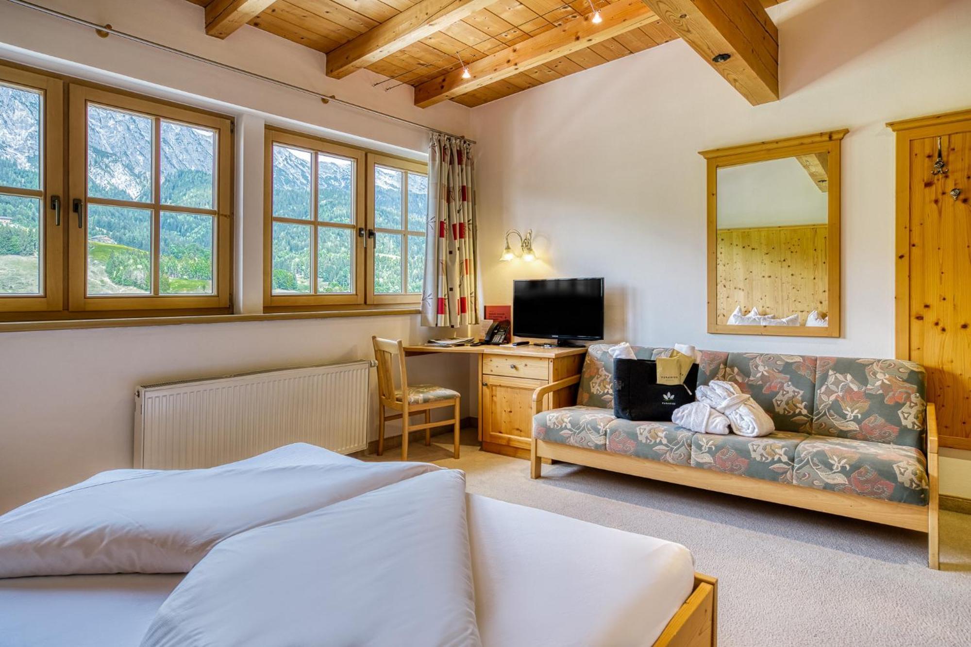 Classic Double Room